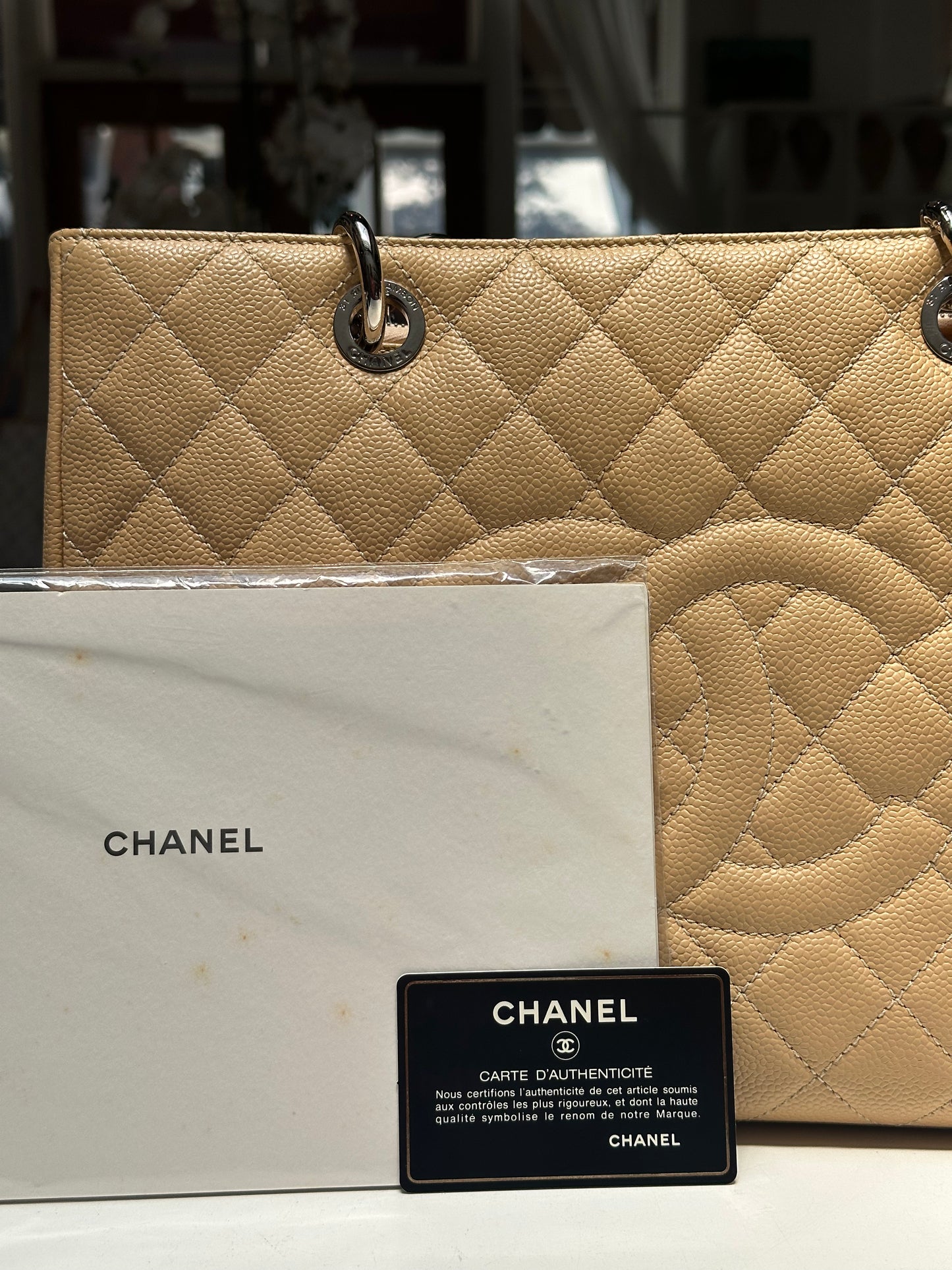 Chanel GST, Beige