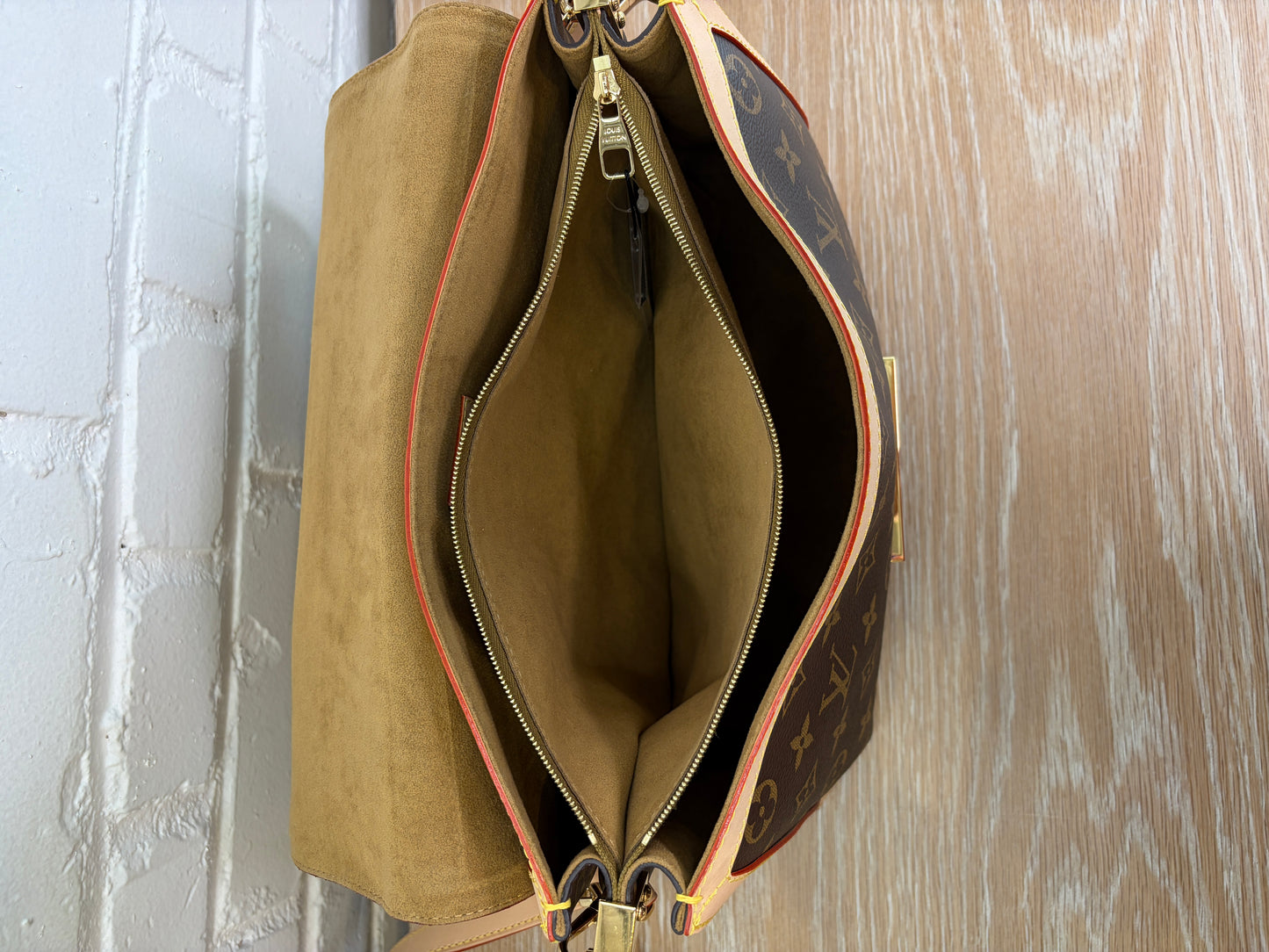Louis Vuitton Dauphine Soft GM