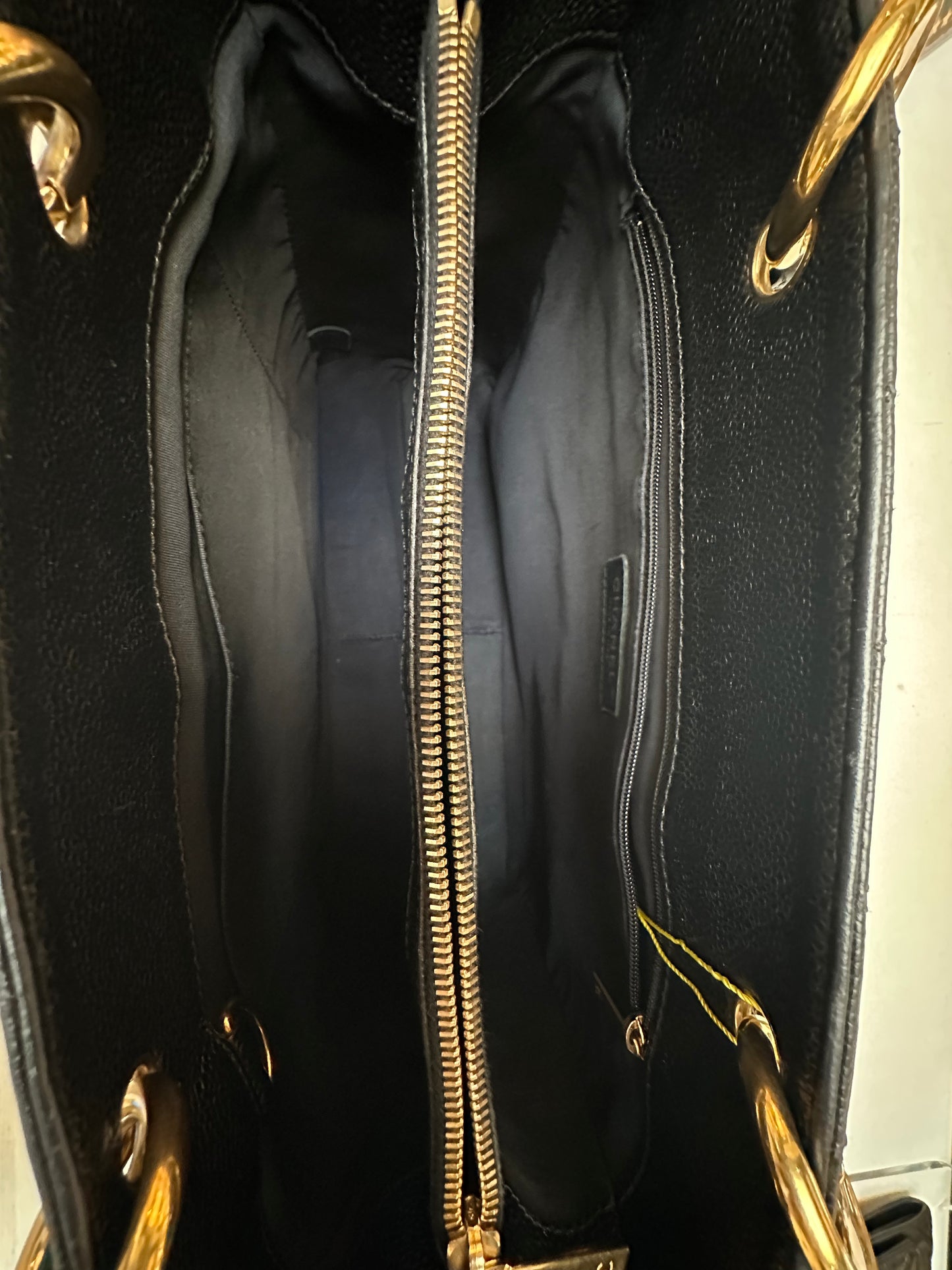 Chanel GST, Black