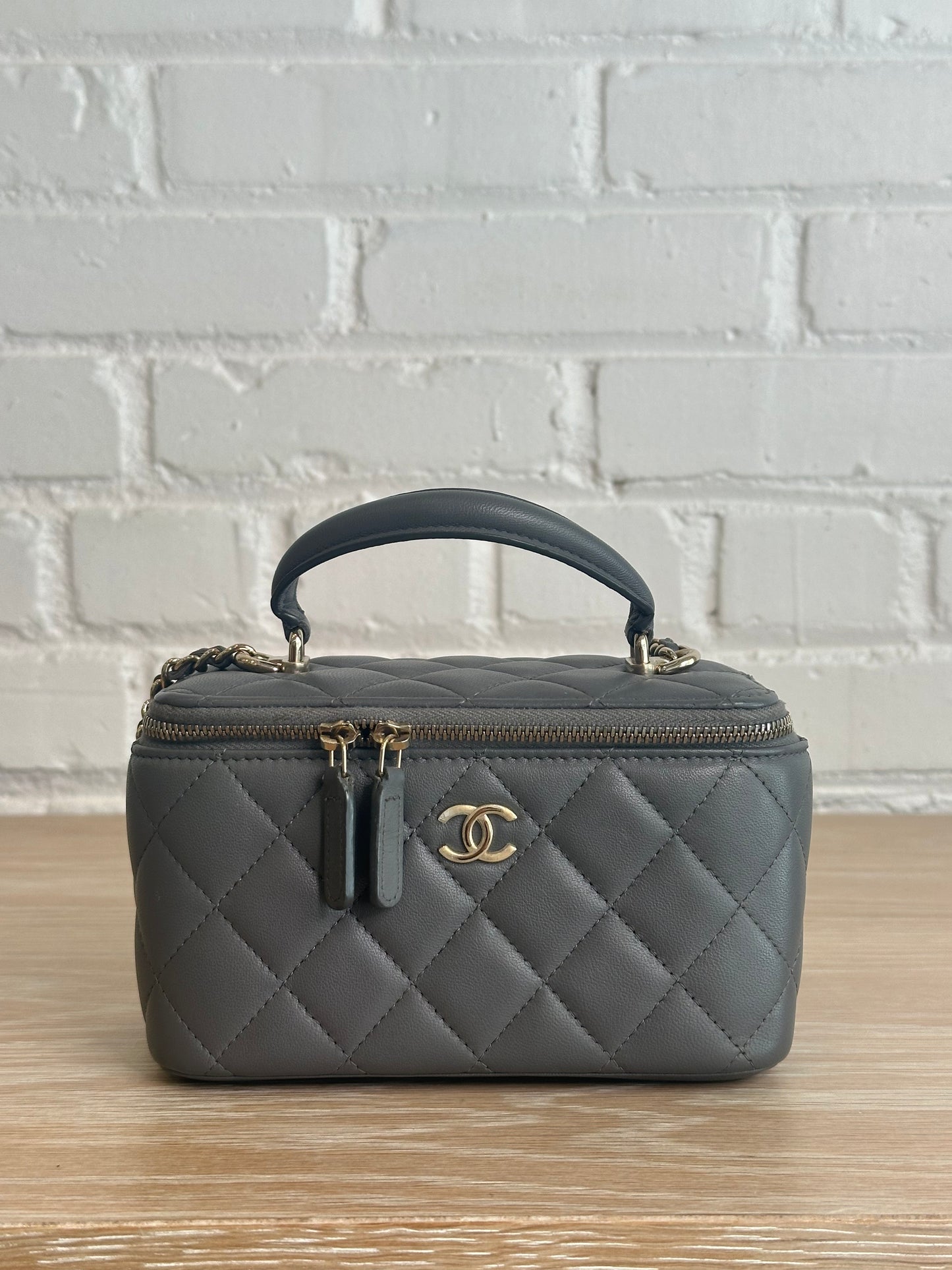 Chanel Vanity Dark Grey