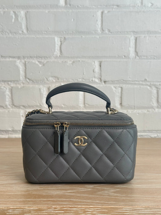 Chanel Vanity Dark Grey