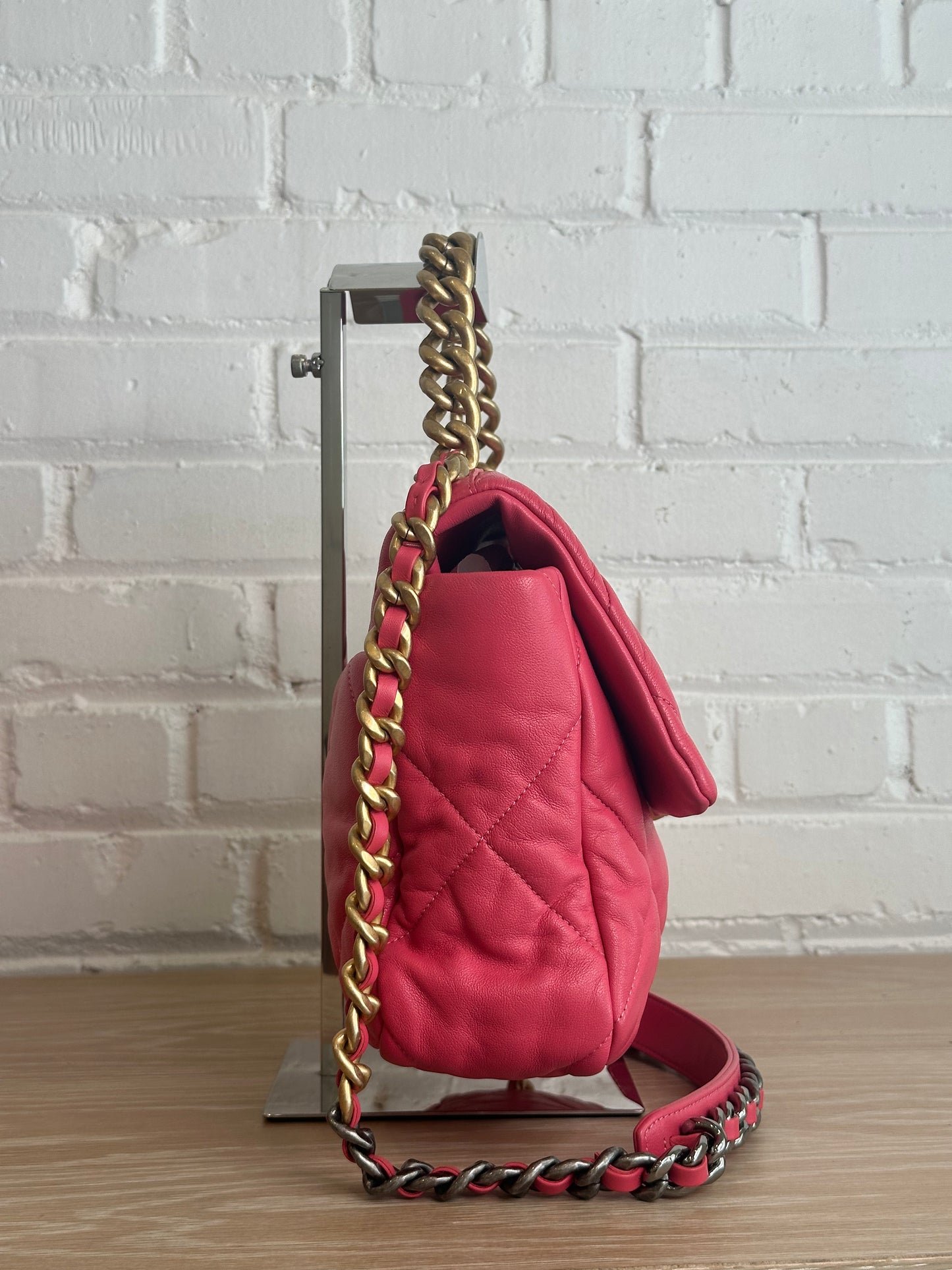Chanel 19 Flap Medium Pink