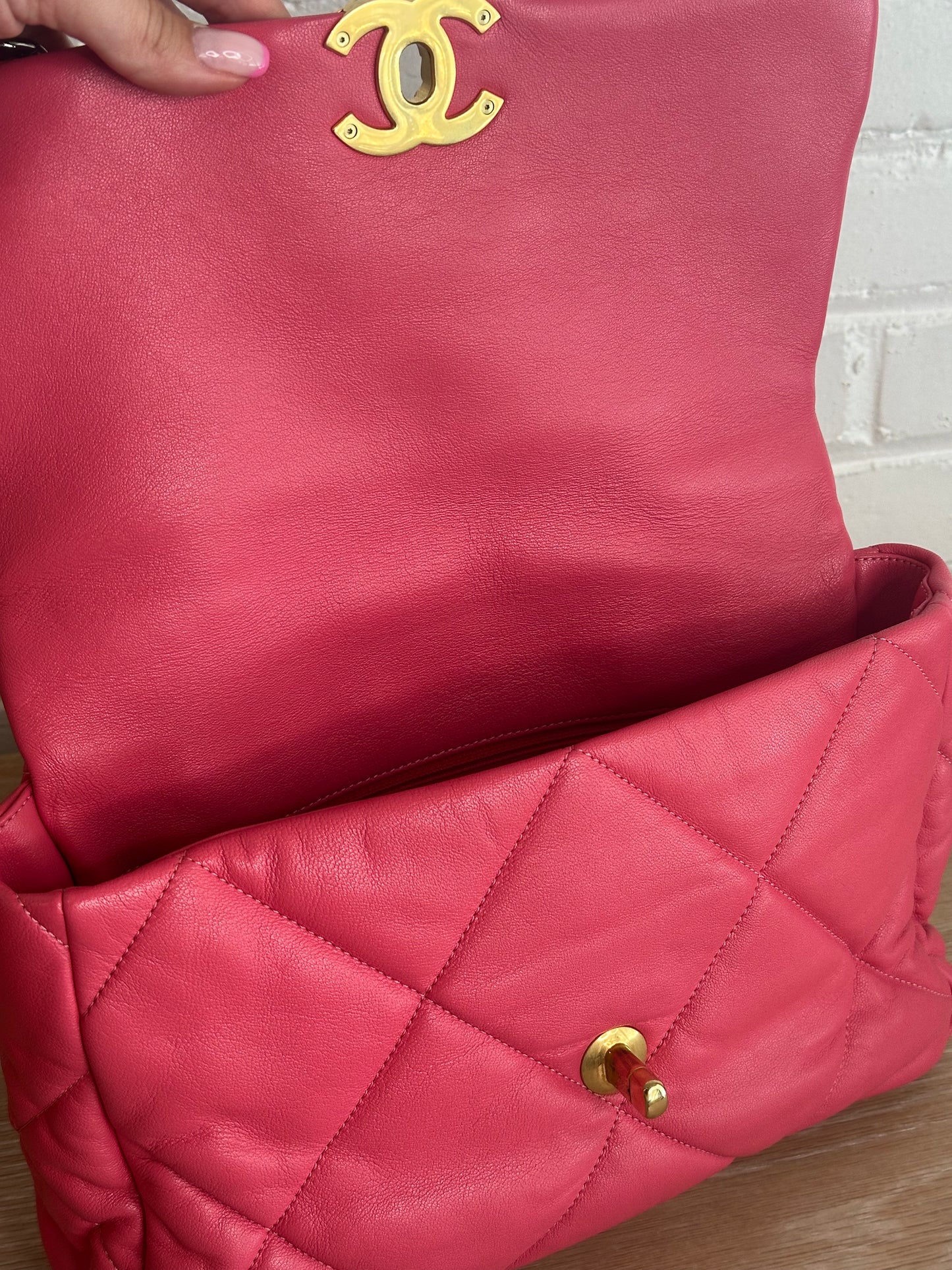 Chanel 19 Flap Medium Pink