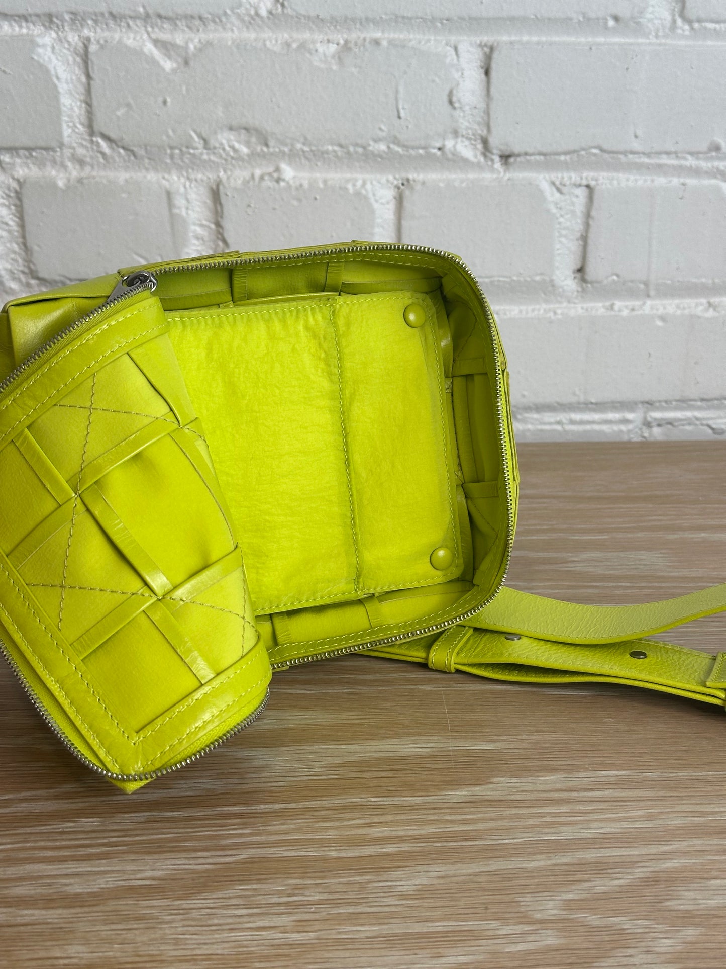 Bottega Veneta Cassette Sling Bag, Acid Kiwi