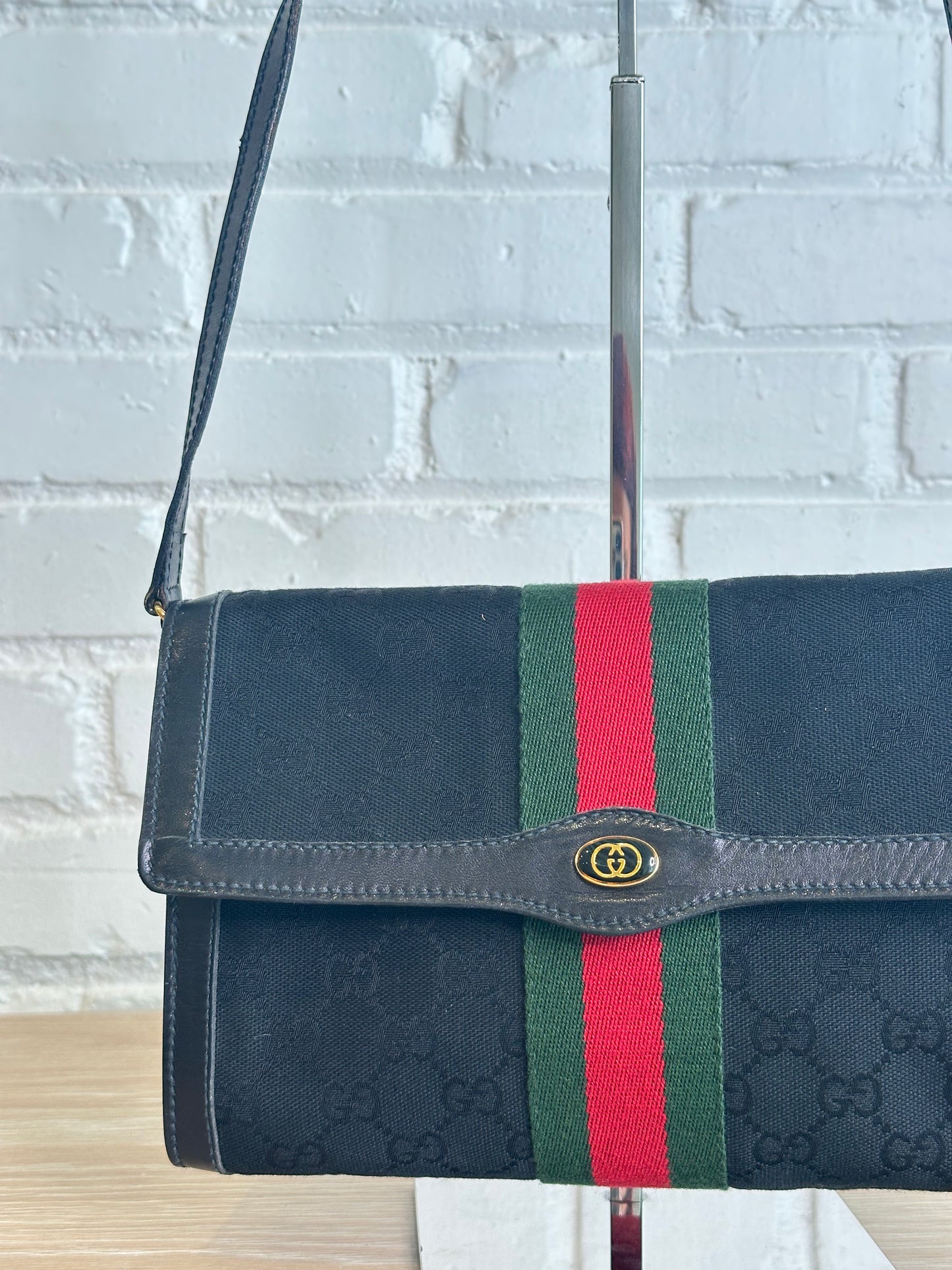 Vintage Gucci GG Canvas Web Shoulder bag