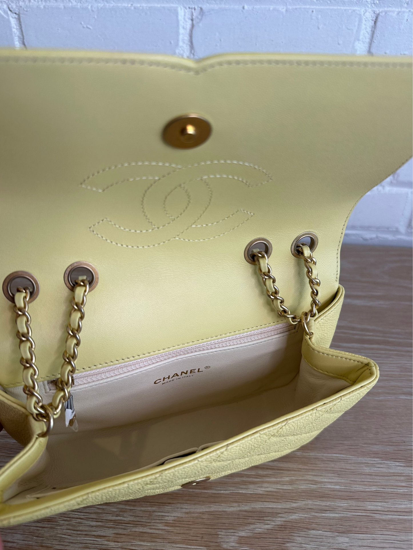 Chanel CC Filigree, Butter Yellow