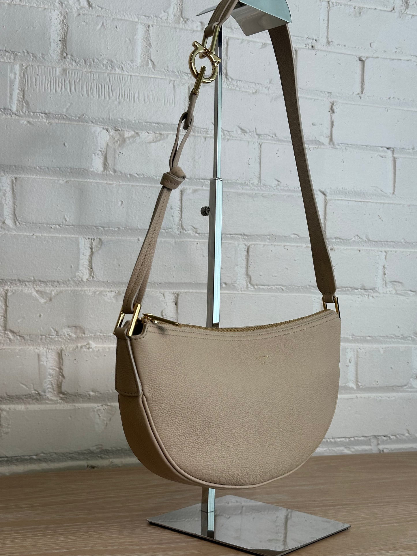 Ferragamo shoulder bag, beige