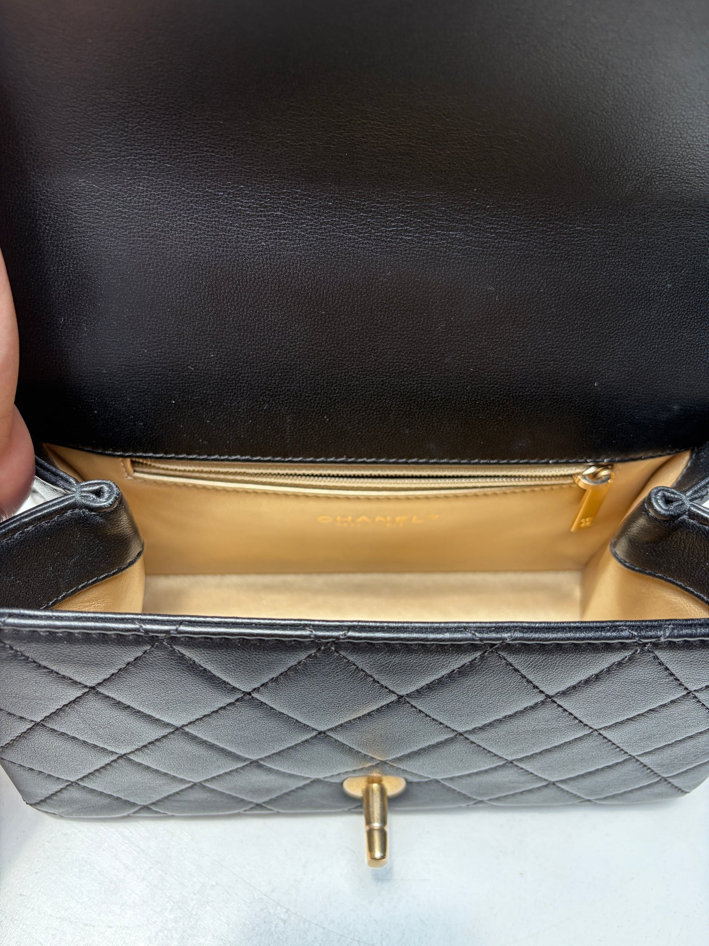 Chanel Small Black Quilted Lambskin La Parisienne