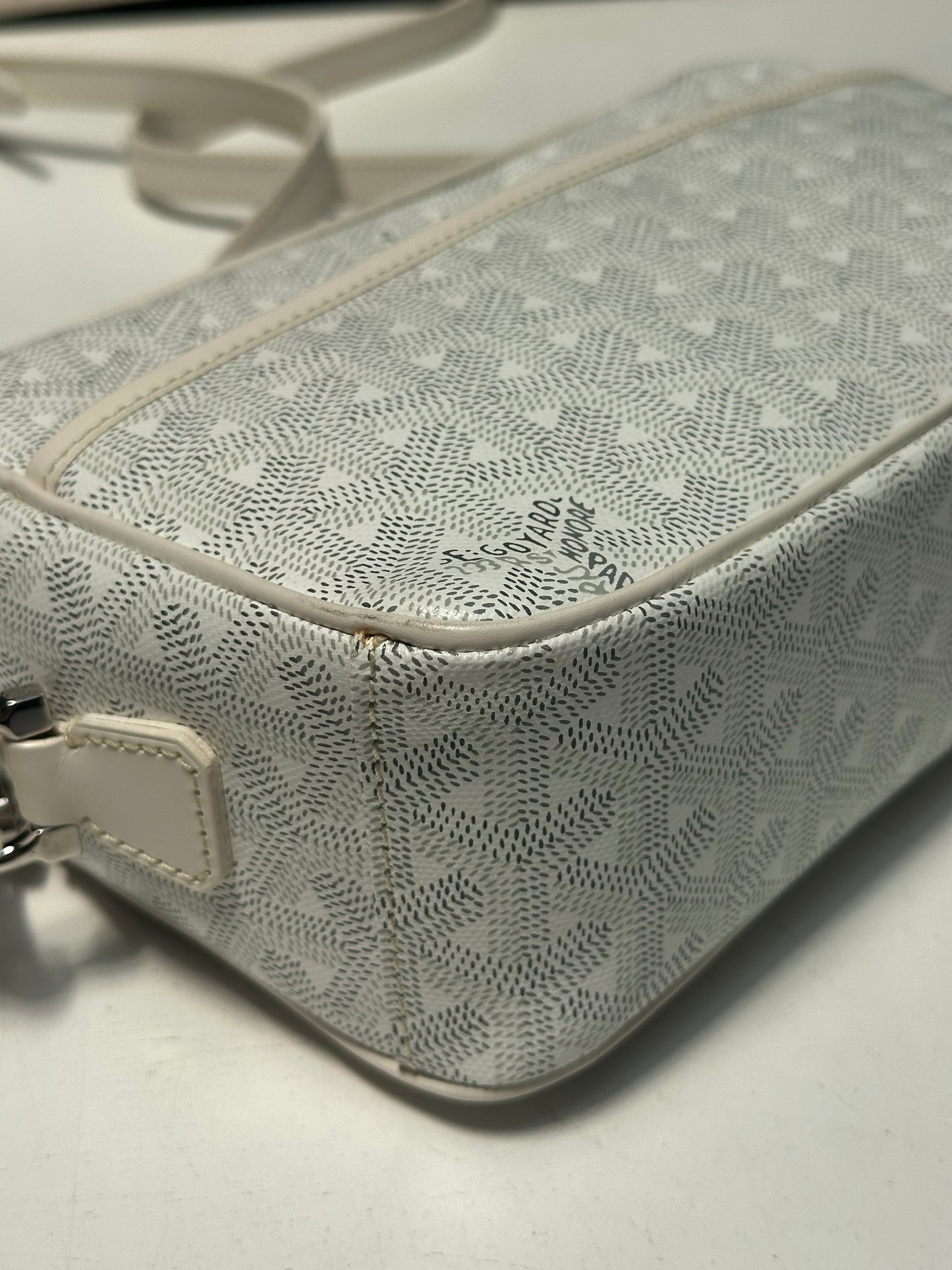Goyard Cap-Vert, White