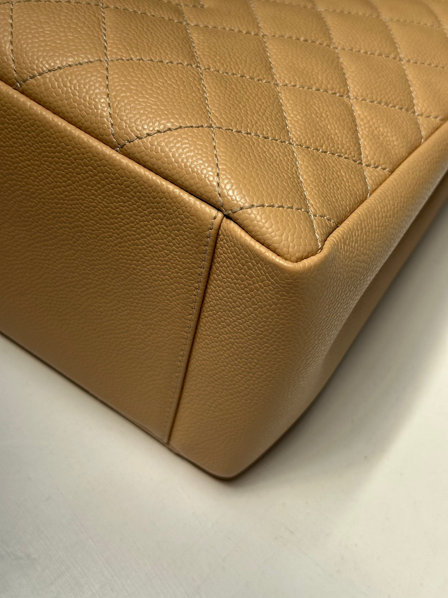 Chanel GST, Beige