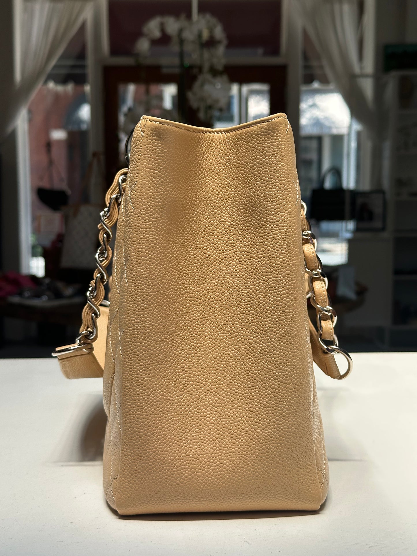 Chanel GST, Beige