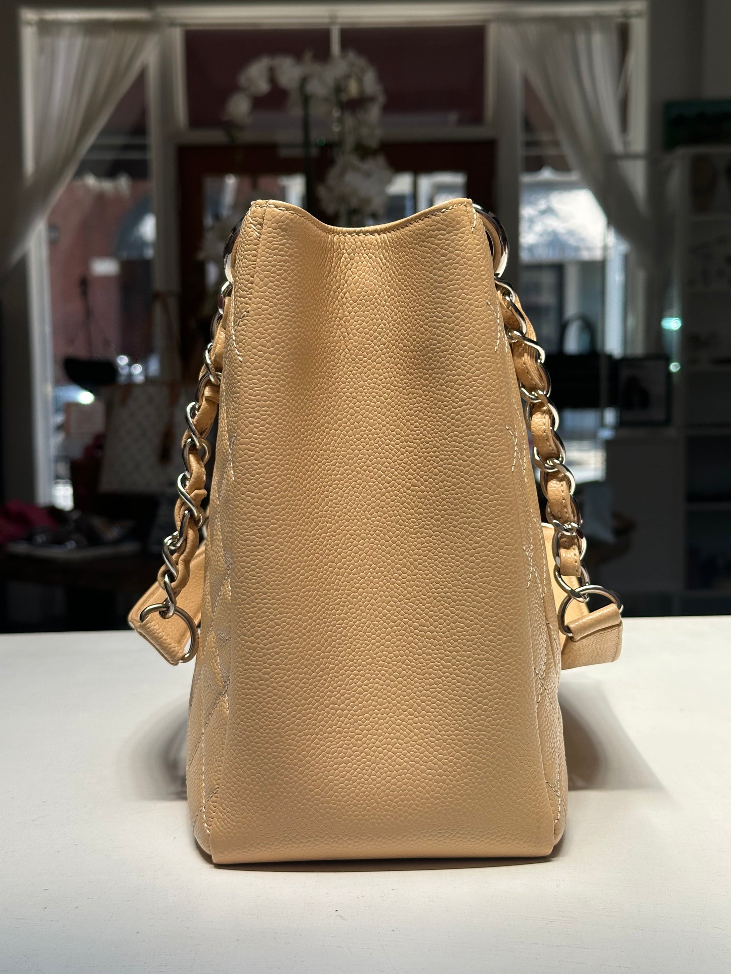 Chanel GST, Beige