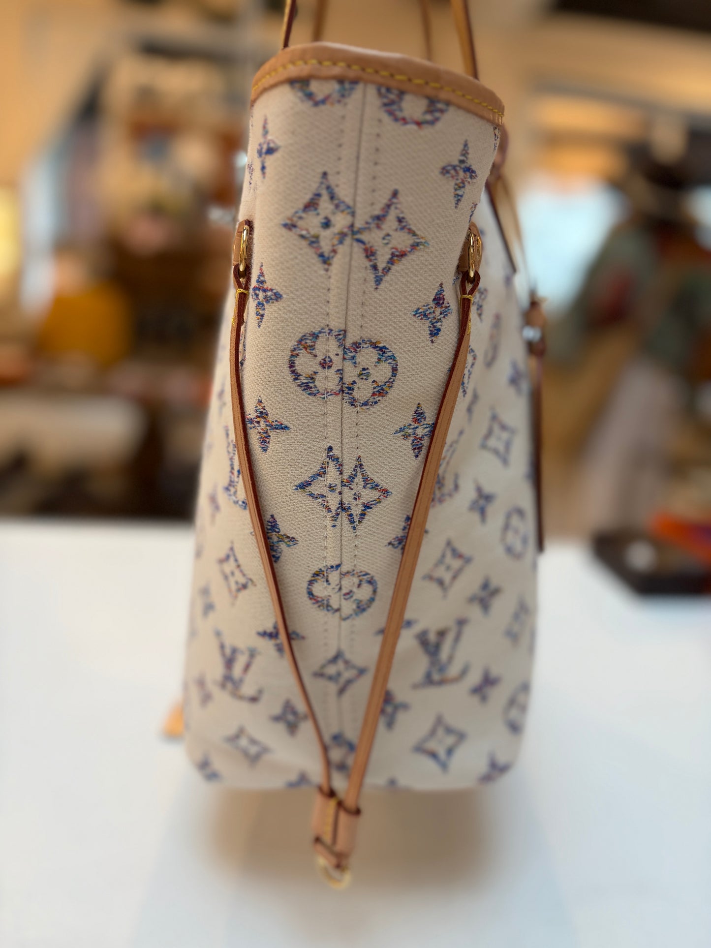 Louis Vuitton Neverfull MM Multi-colored Monogram Fabric