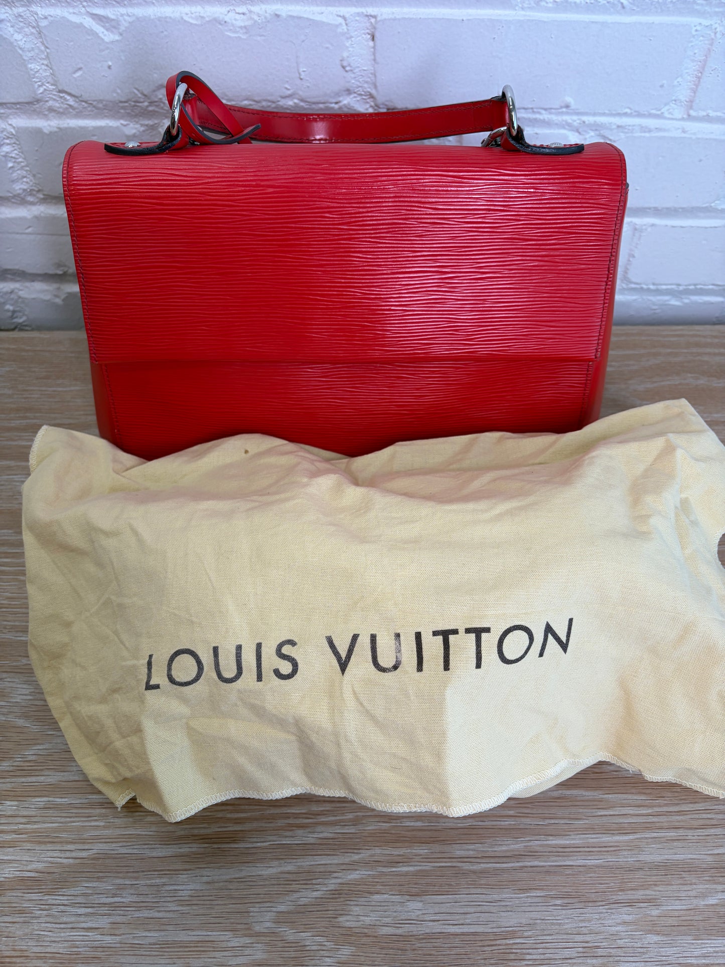 Louis Vuitton Red Cluny MM Epi Leather