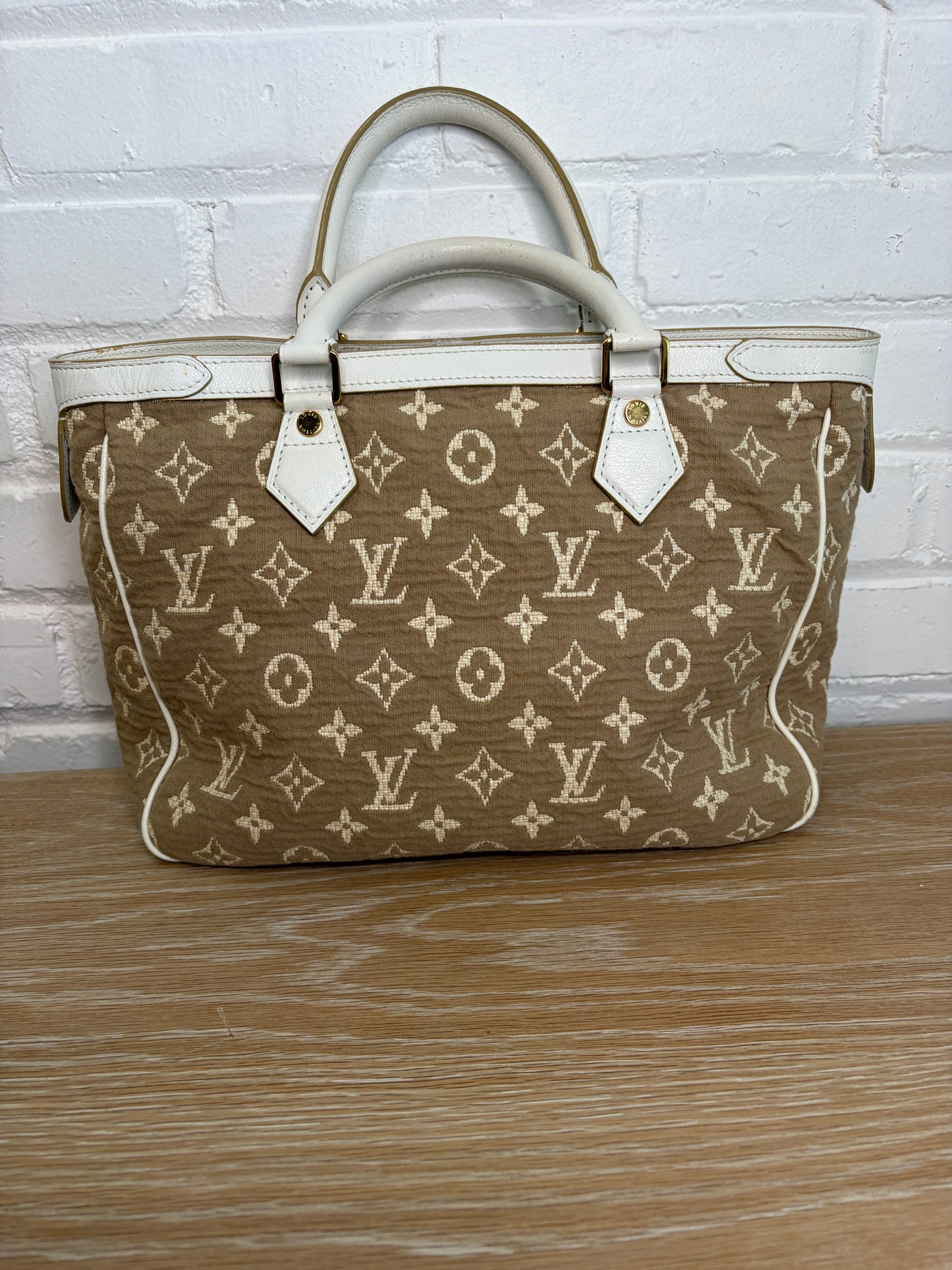 Louis Vuitton Cabas Sabbia MM Cruise Collection Beige Monogram Canvas