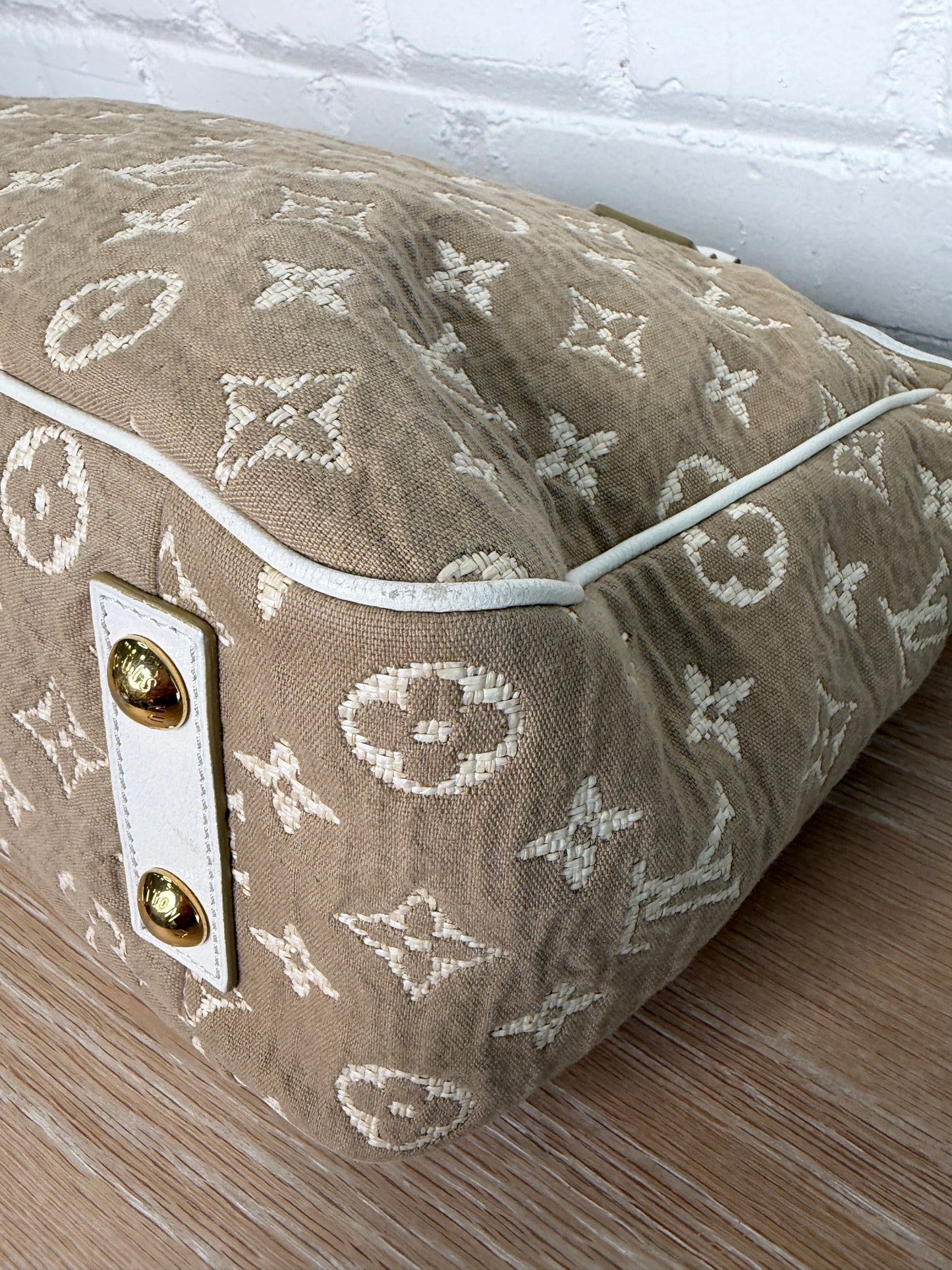 Louis Vuitton Cabas Sabbia MM Cruise Collection Beige Monogram Canvas