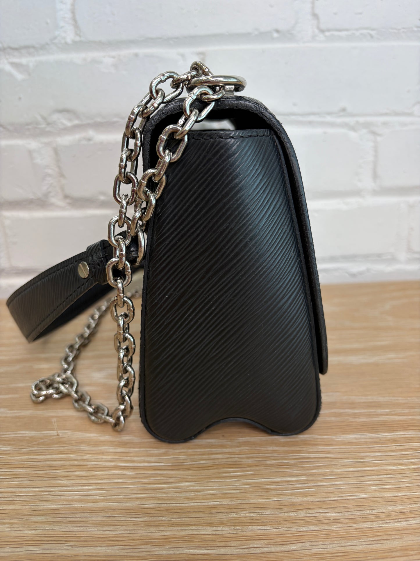Louis Vuitton MM Twist Epi Leather Silver Hardware
