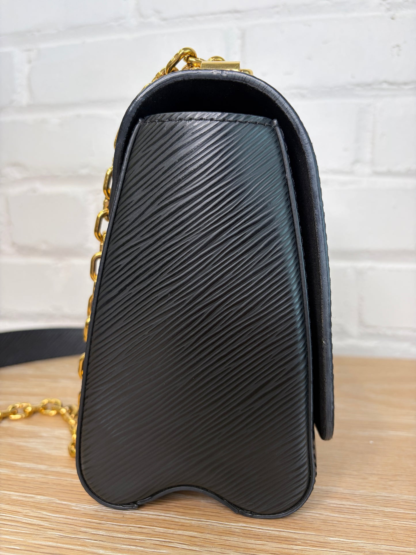 Louis Vuitton Black Twist MM Epi Leather Gold Hardware