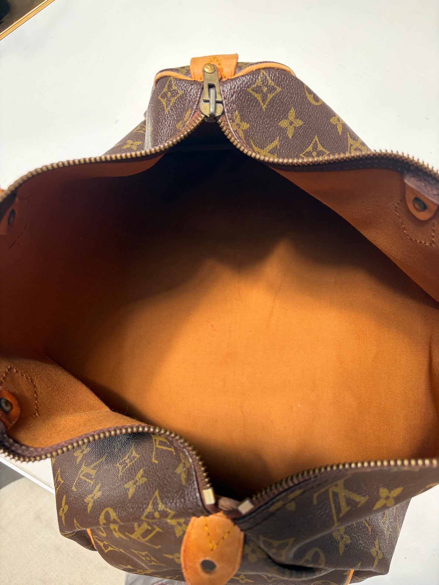 Louis Vuitton Monogram Speedy 40