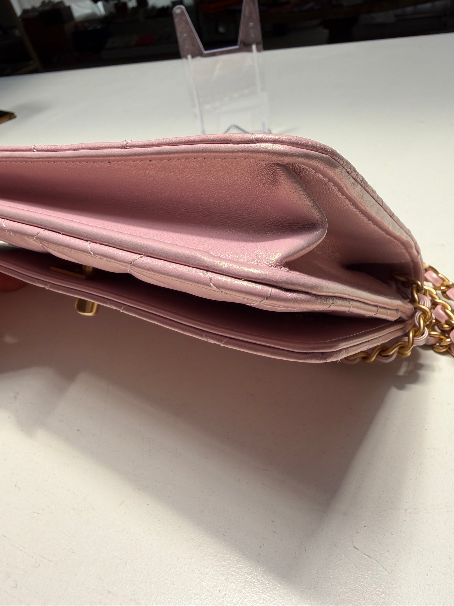 Chanel Light Iridescent Pink Wallet on Chain Pearl Crush