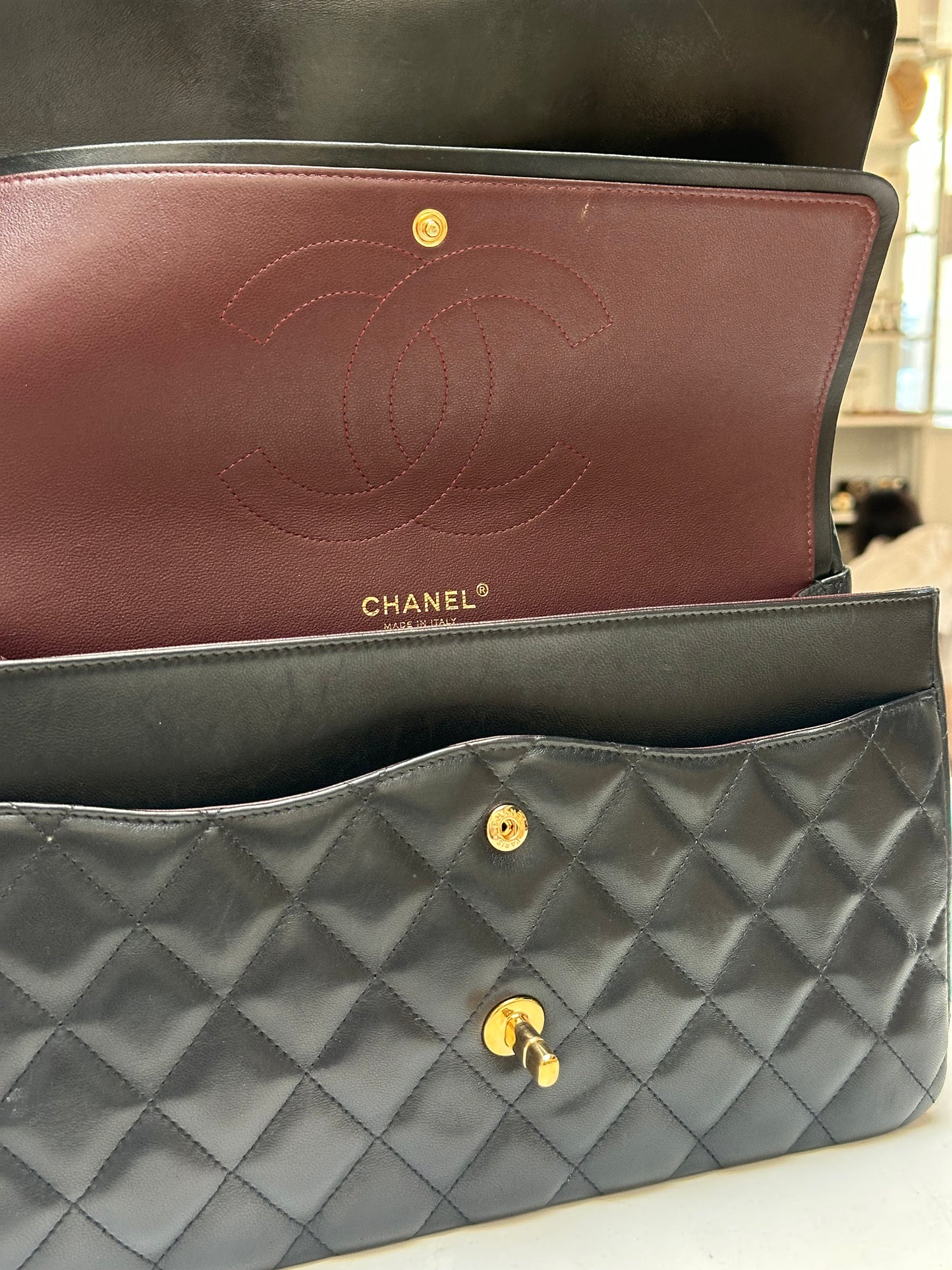 Chanel Classic Double Flap Jumbo, Lambskin Leather Black