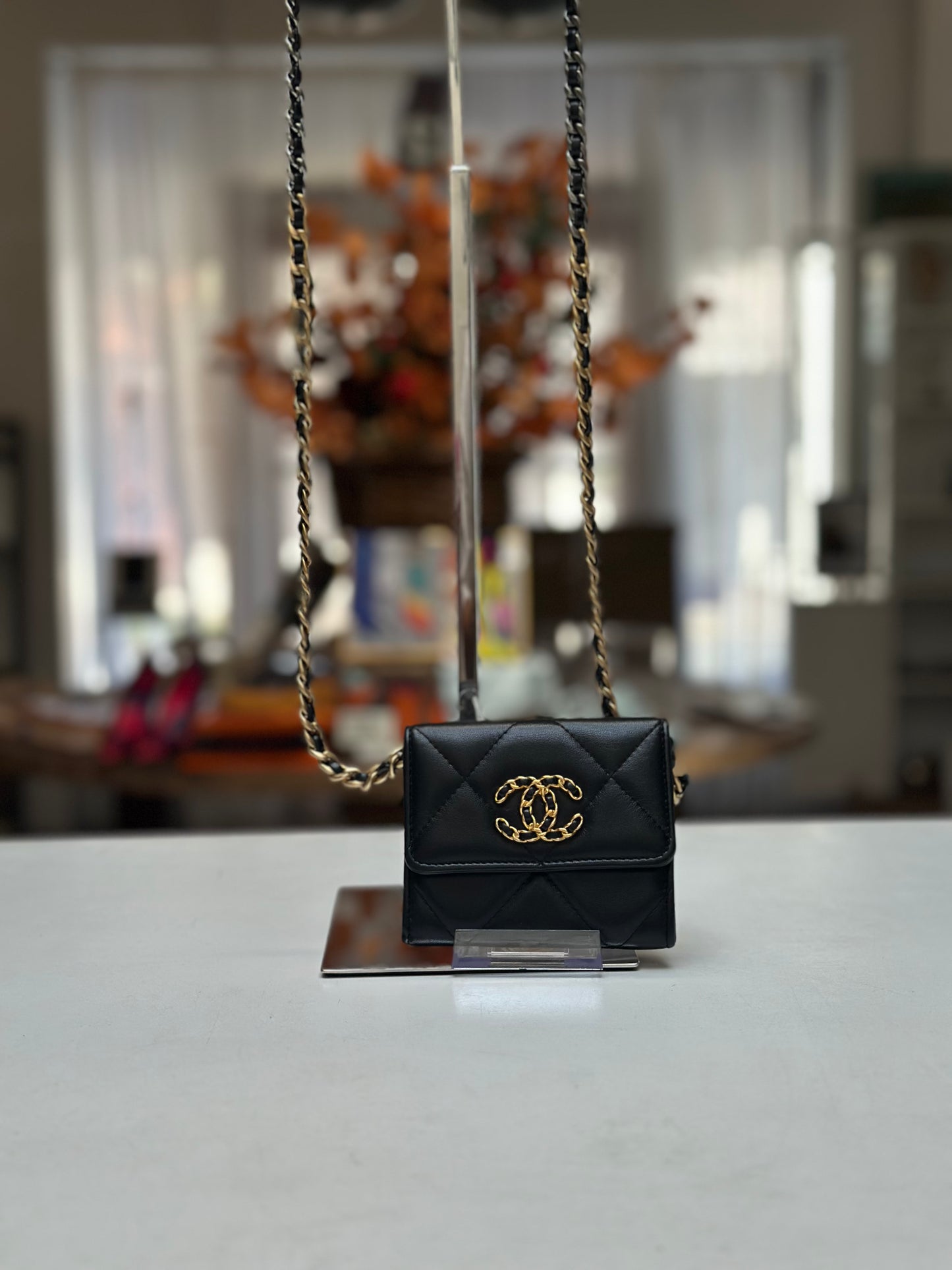 Chanel Mini C19