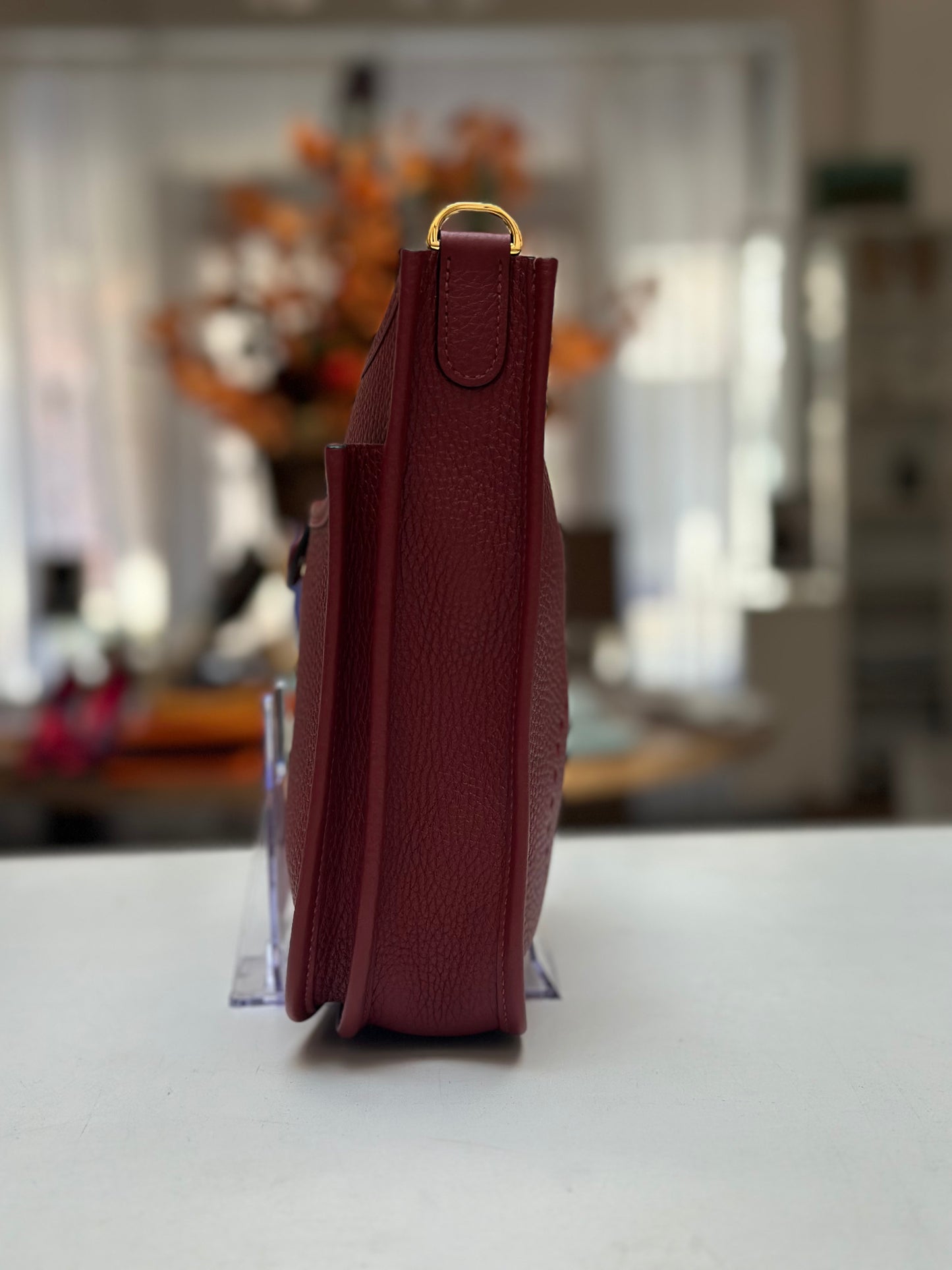 Hermes Evelyne 23, Taurullion Clemence