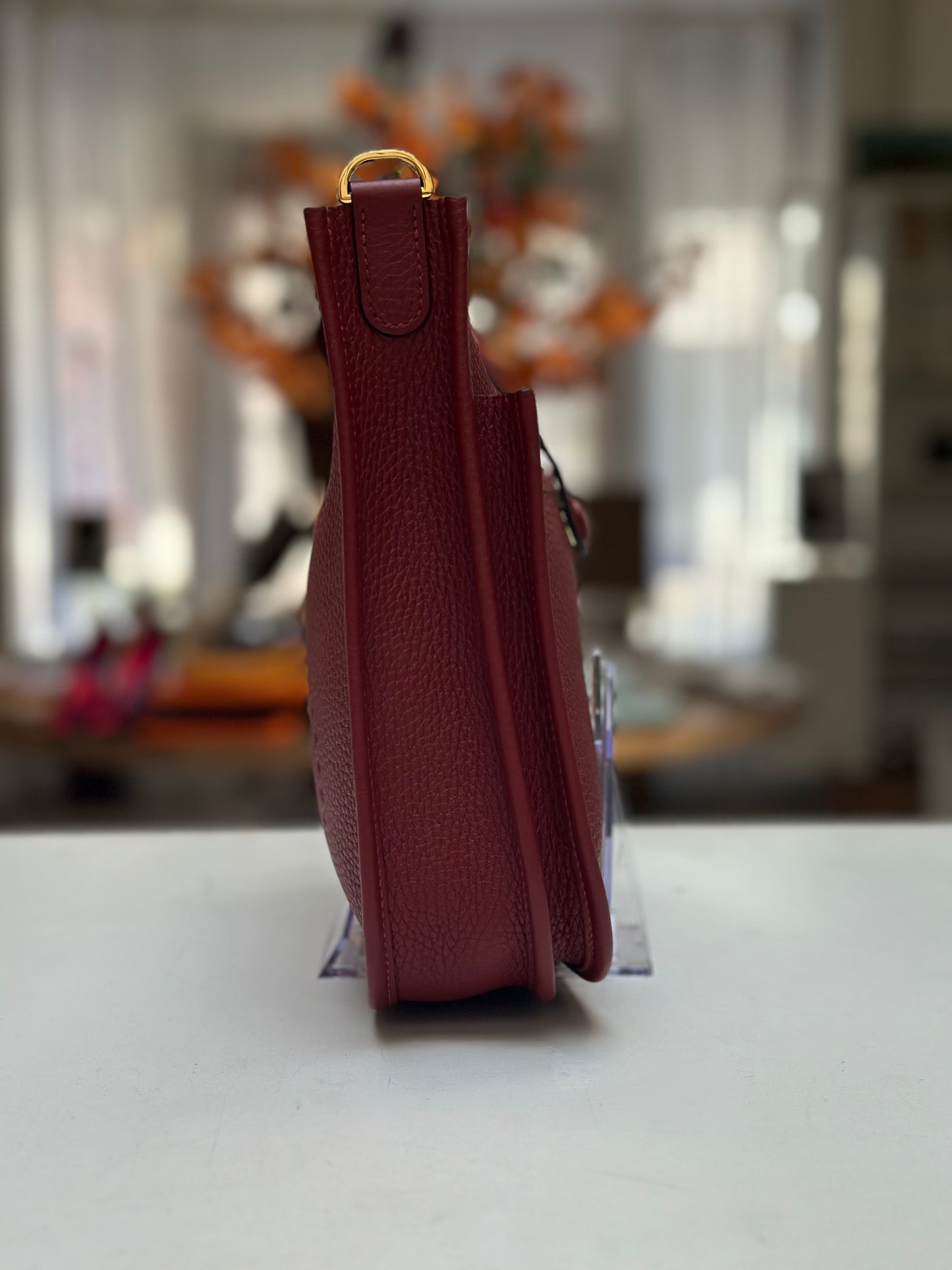 Hermes Evelyne 23, Taurullion Clemence