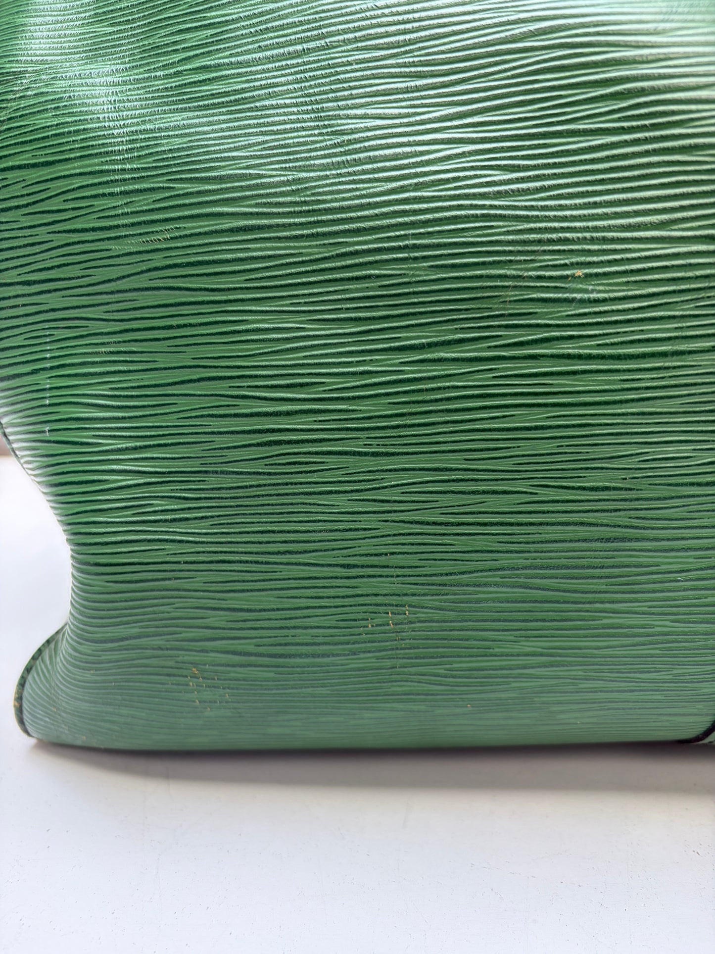 Louis Vuitton Keepall 45 Green Epi Leather