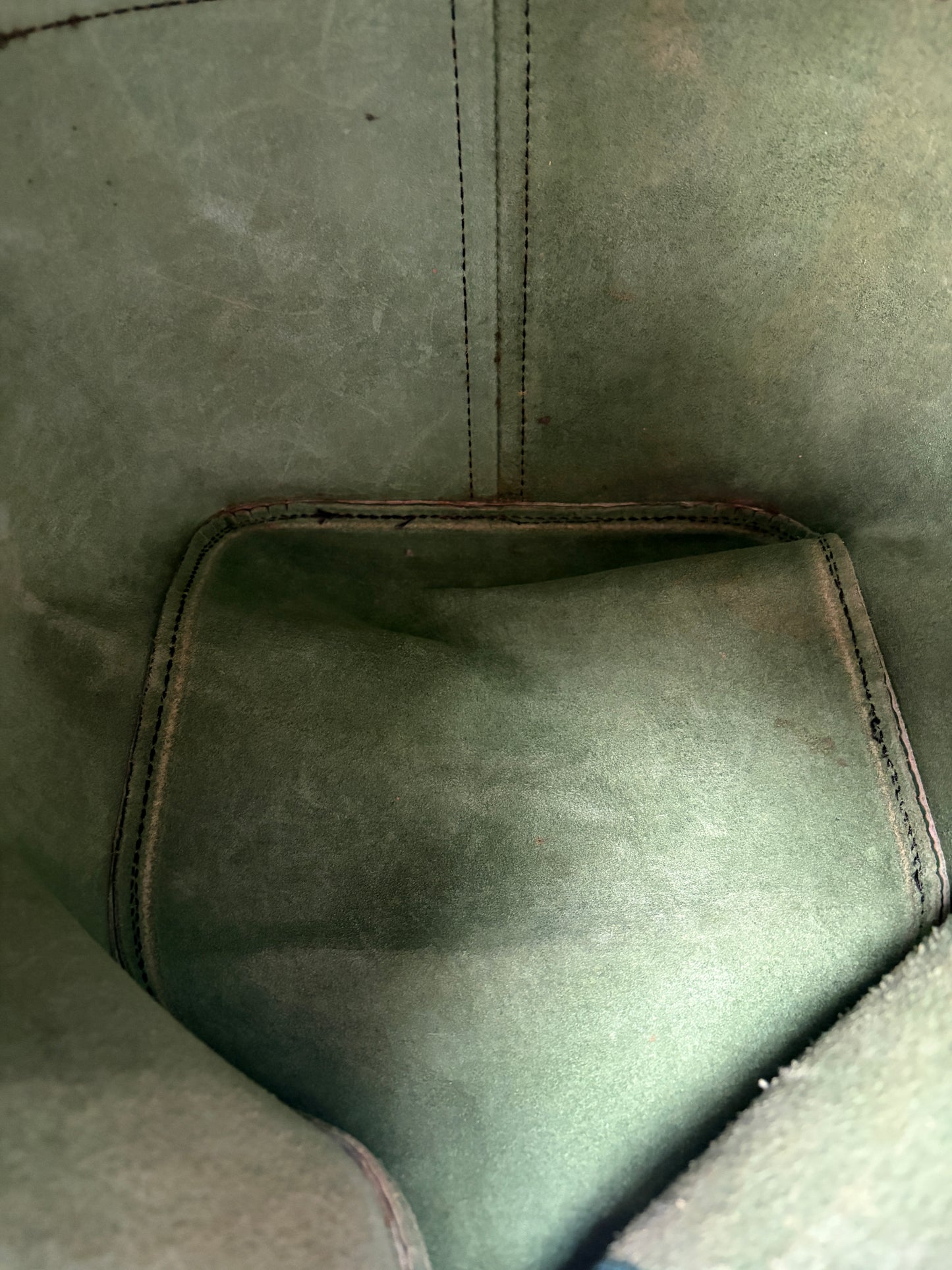 Louis Vuitton Keepall 45 Green Epi Leather