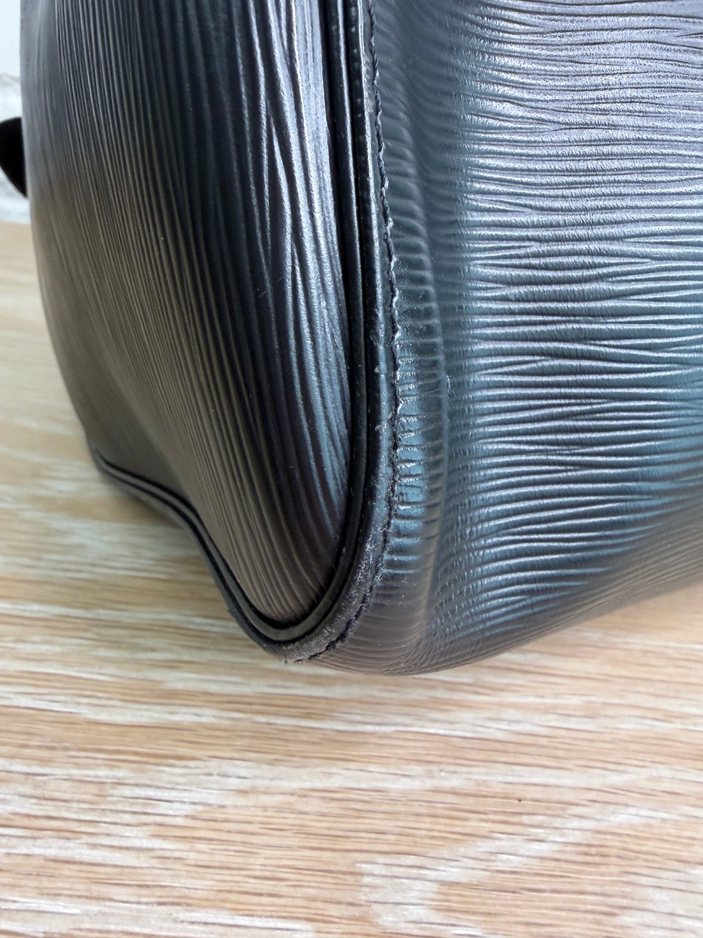 Louis Vuitton Black Keepall 45 Epi Leather