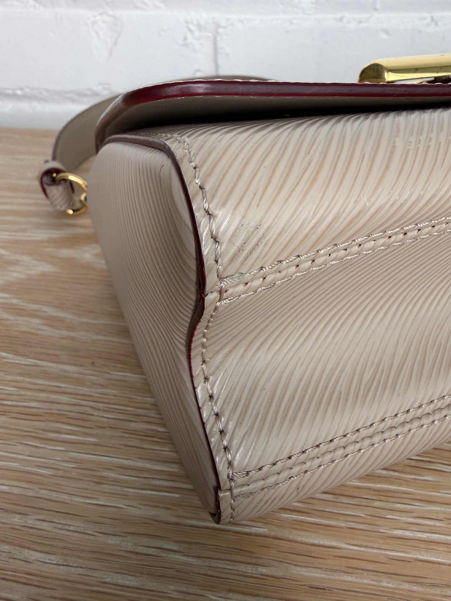 Louis Vuitton Twist PM Beige Gold Hardware Epi Leather