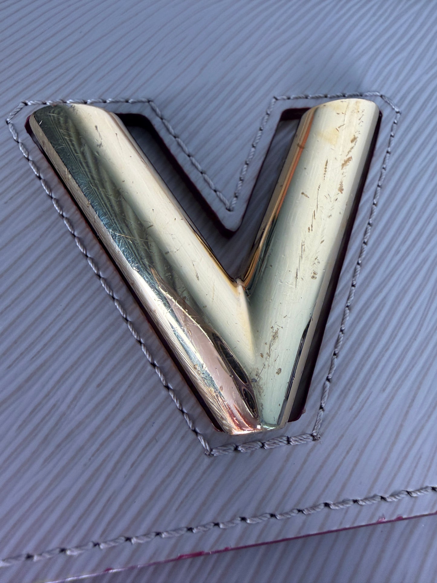 Louis Vuitton Twist PM Beige Gold Hardware Epi Leather