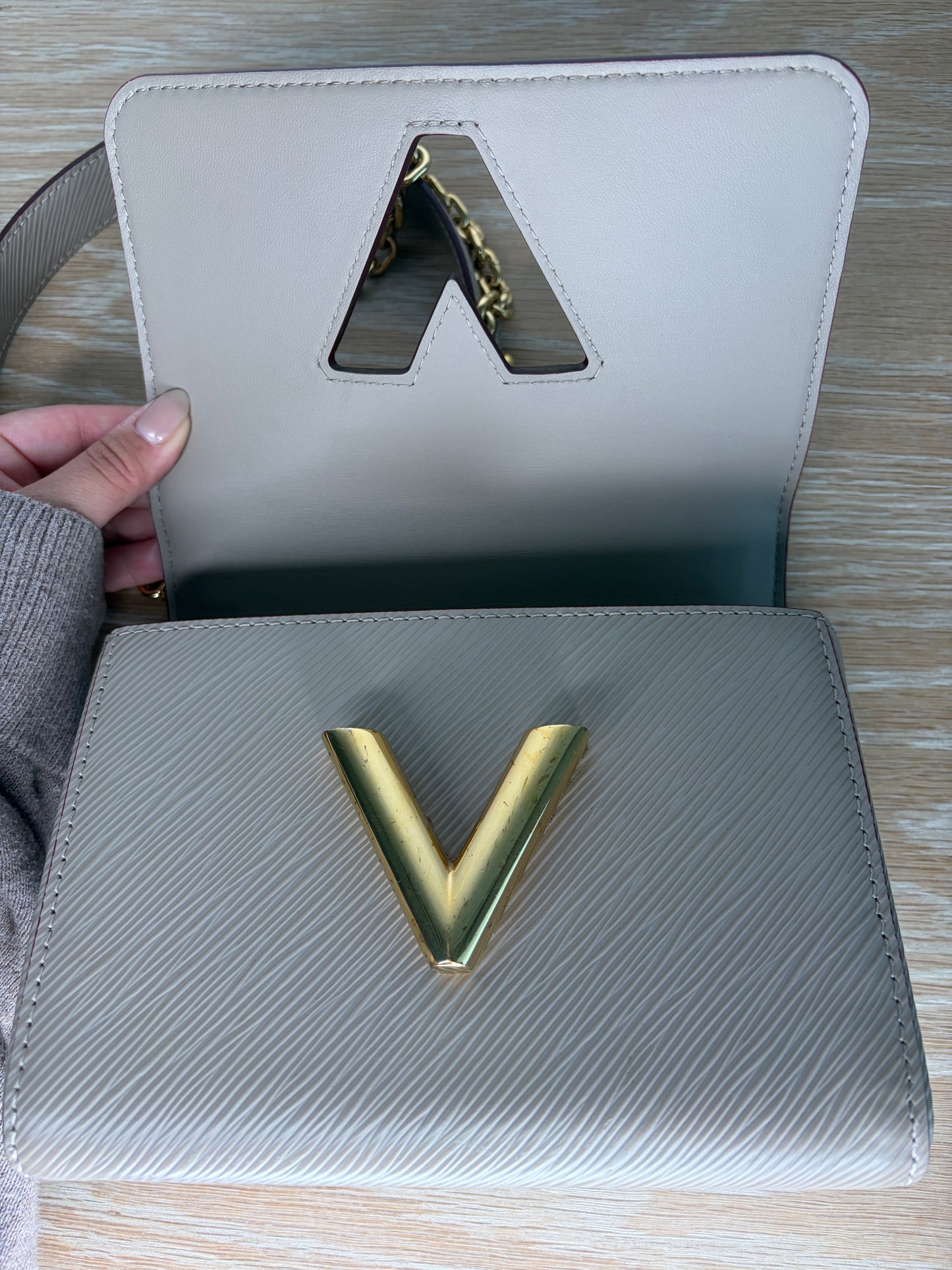 Louis Vuitton Twist PM Beige Gold Hardware Epi Leather