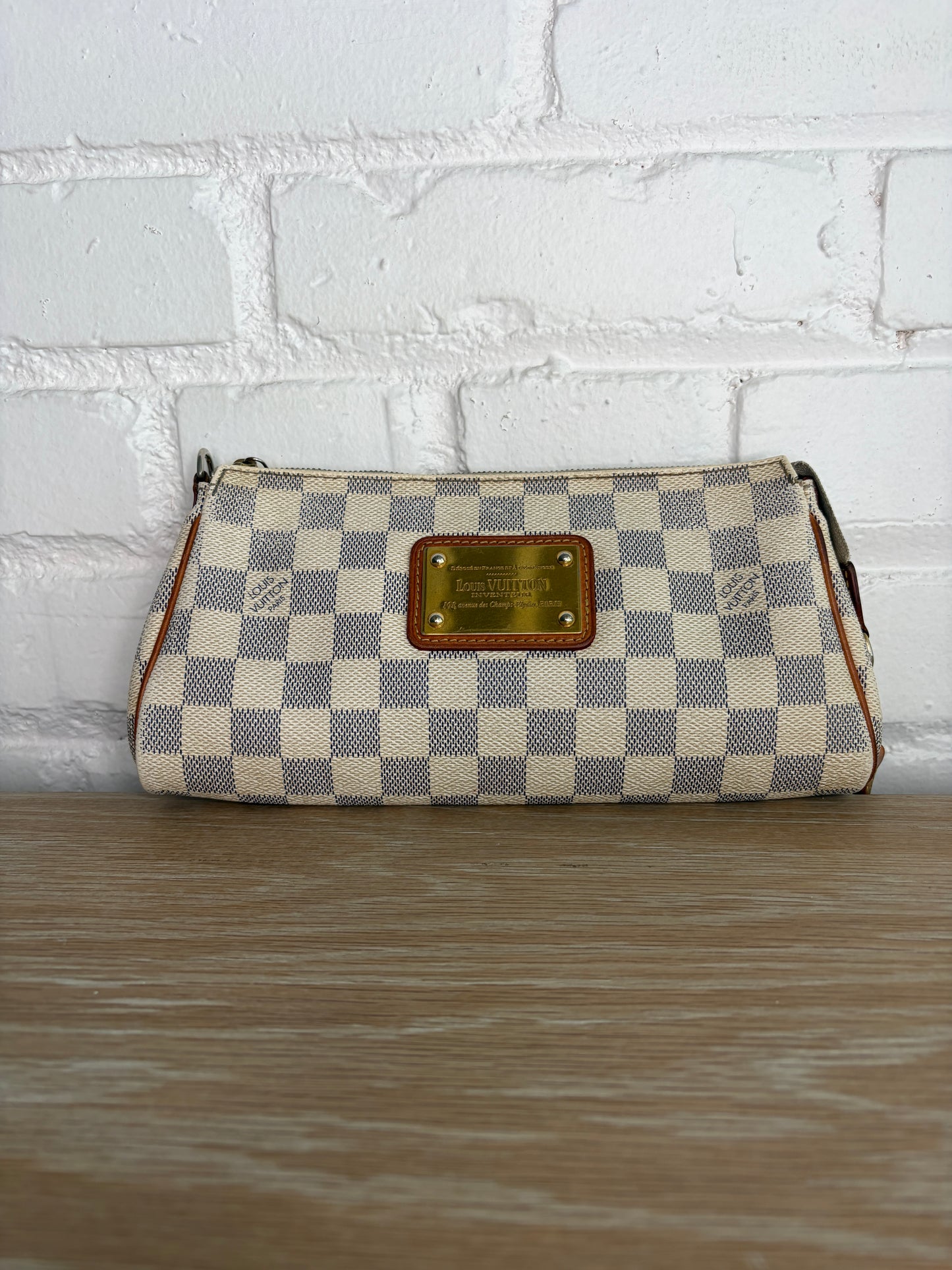 Louis Vuitton Eva Clutch Damier Azur