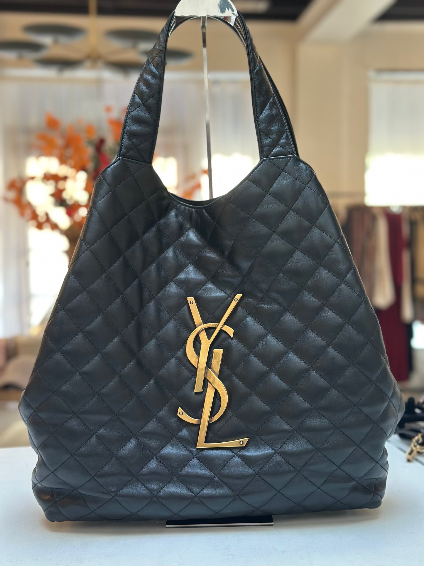 Saint Laurent Icate