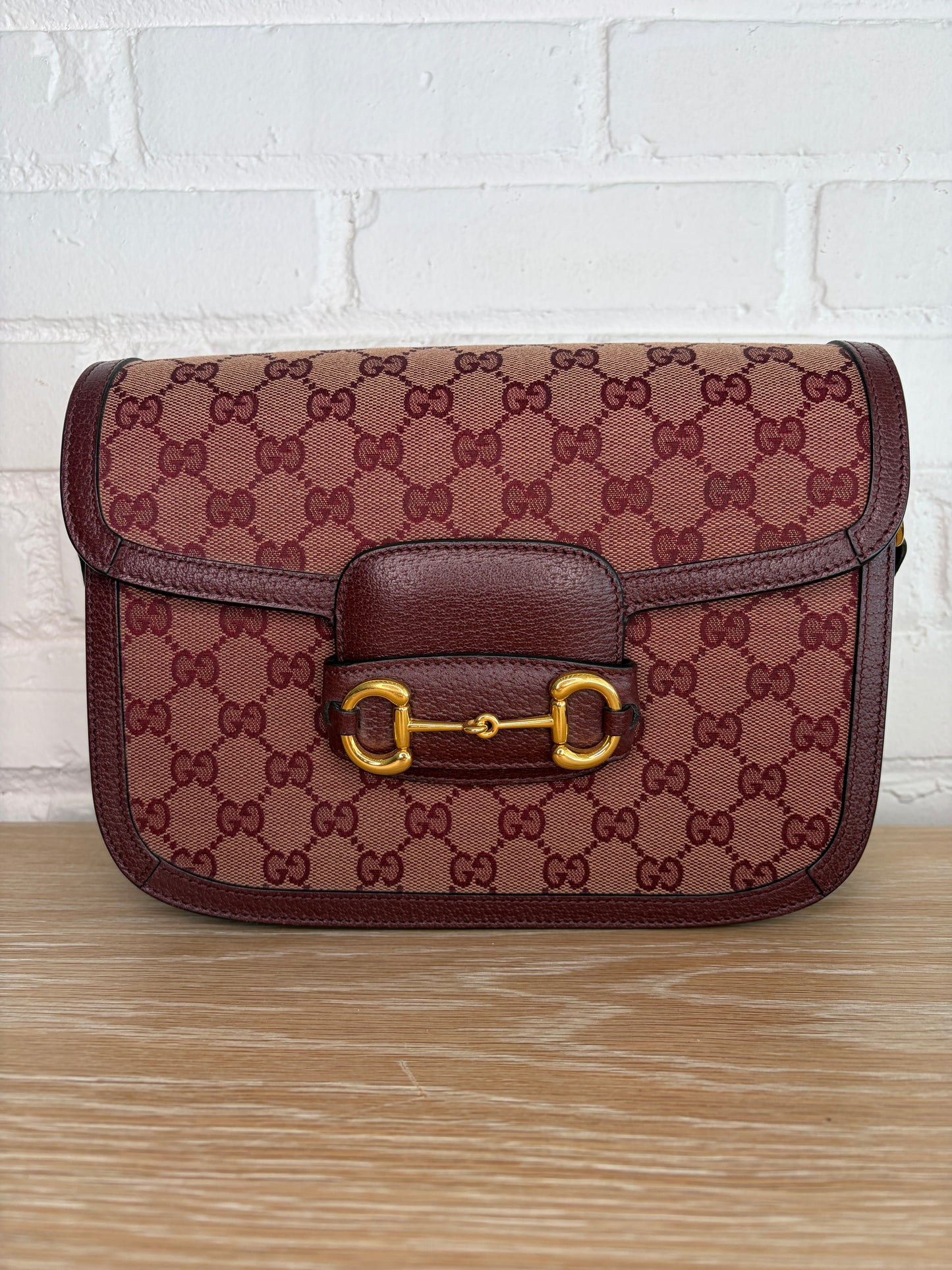 Gucci 1955 Horsebit Shoulder Bag Medium Sahara Rubino Chardonnay