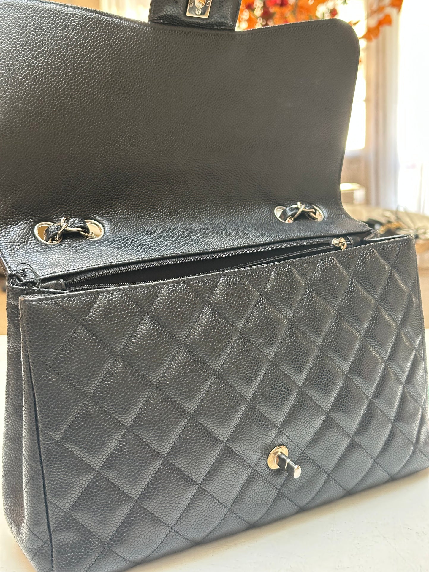 Chanel Classic Flap Jumbo, Black