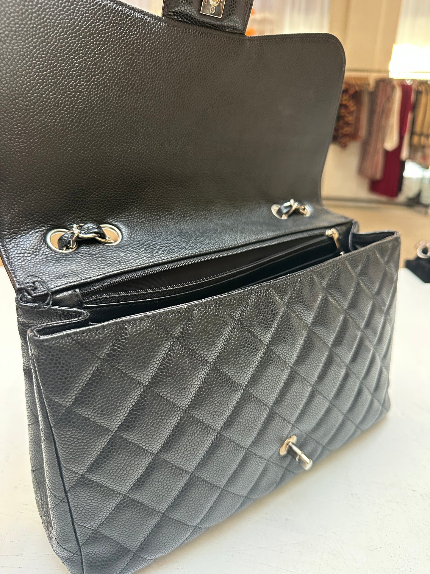 Chanel Classic Flap Jumbo, Black