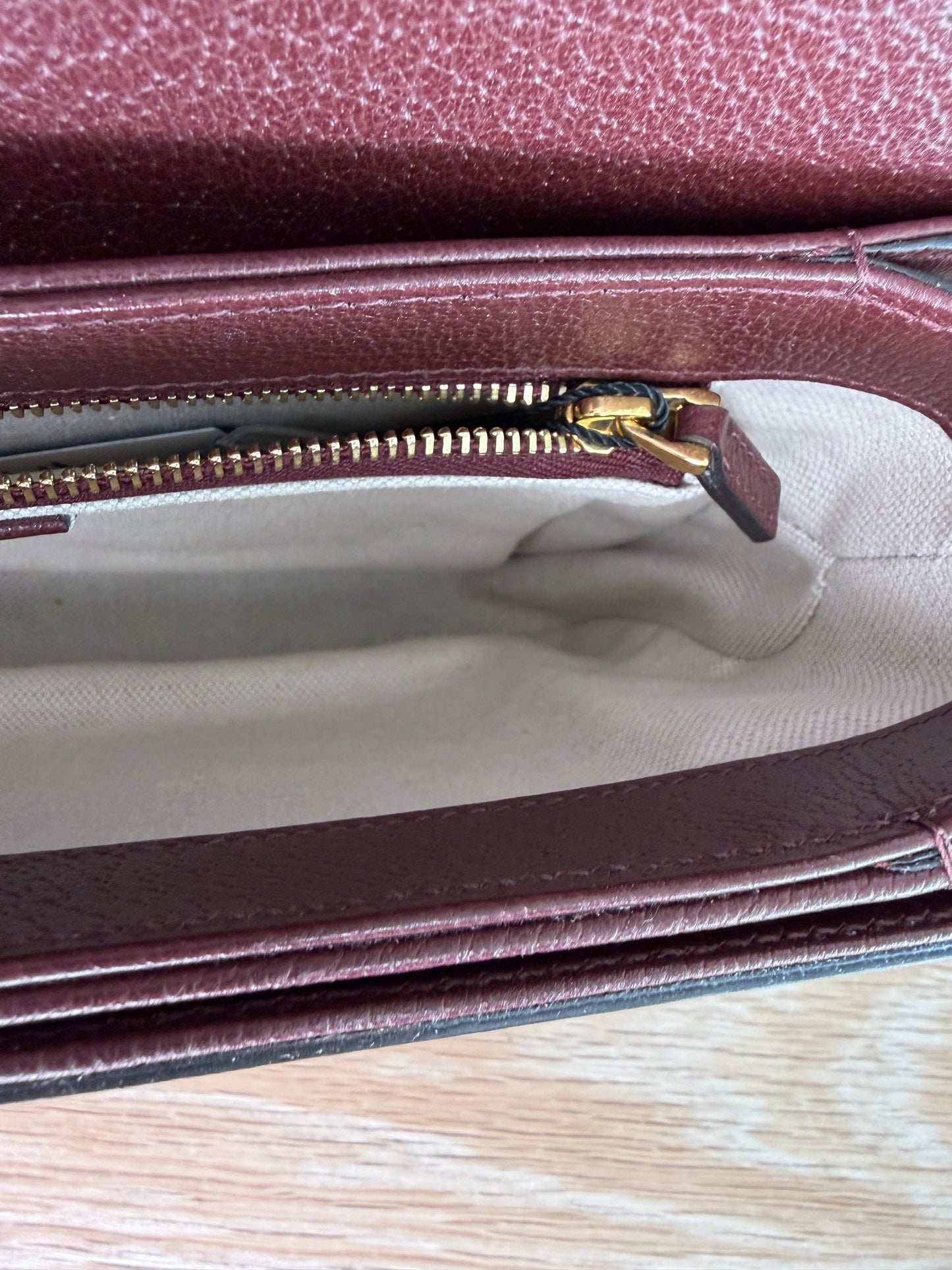 Gucci 1955 Horsebit Shoulder Bag Medium Sahara Rubino Chardonnay