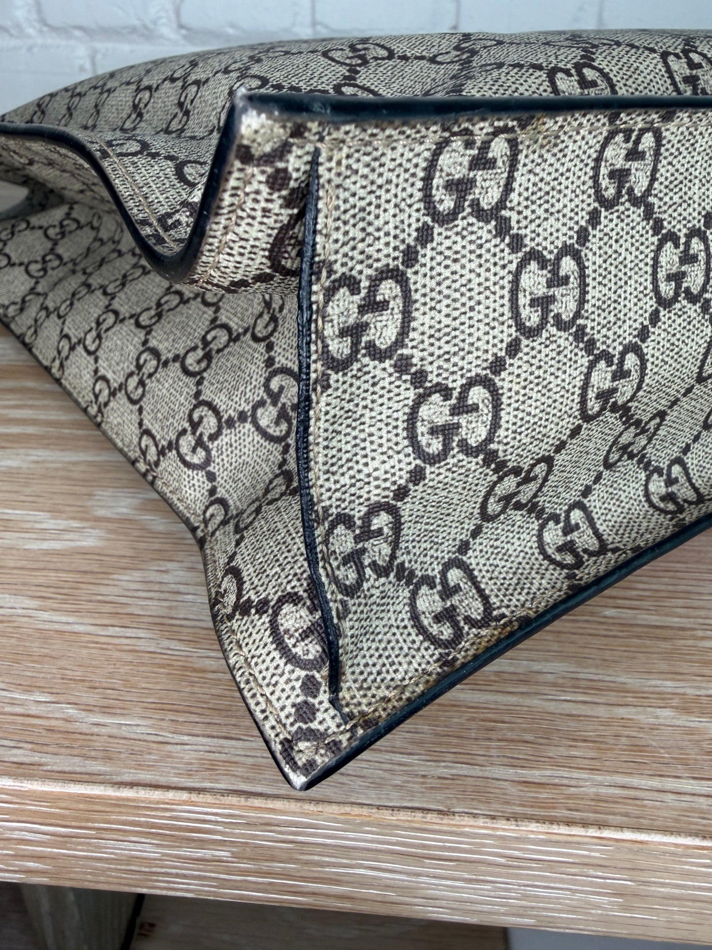 Gucci GG Supreme Angry Cat Tote 2017