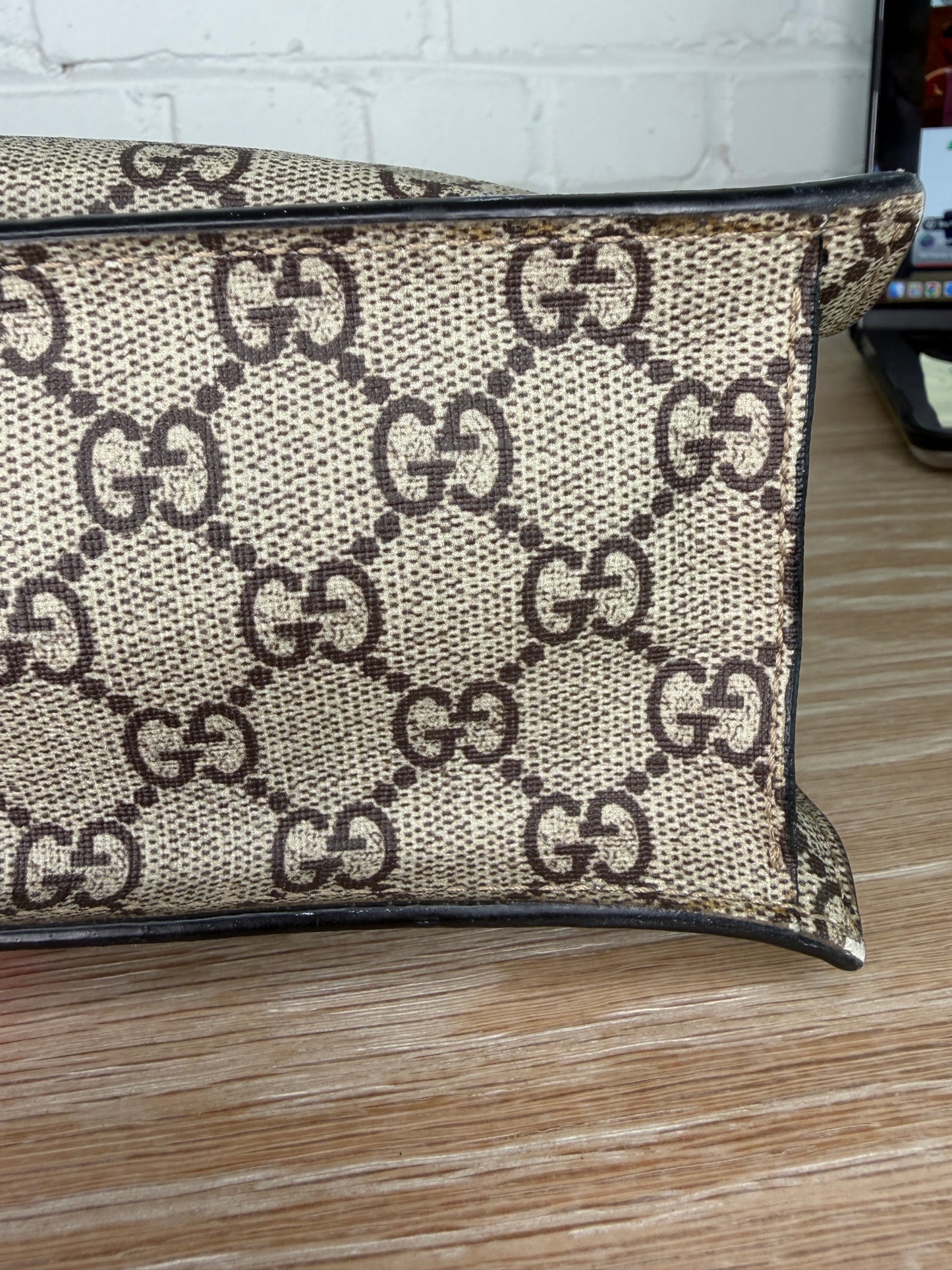 Gucci GG Supreme Angry Cat Tote 2017