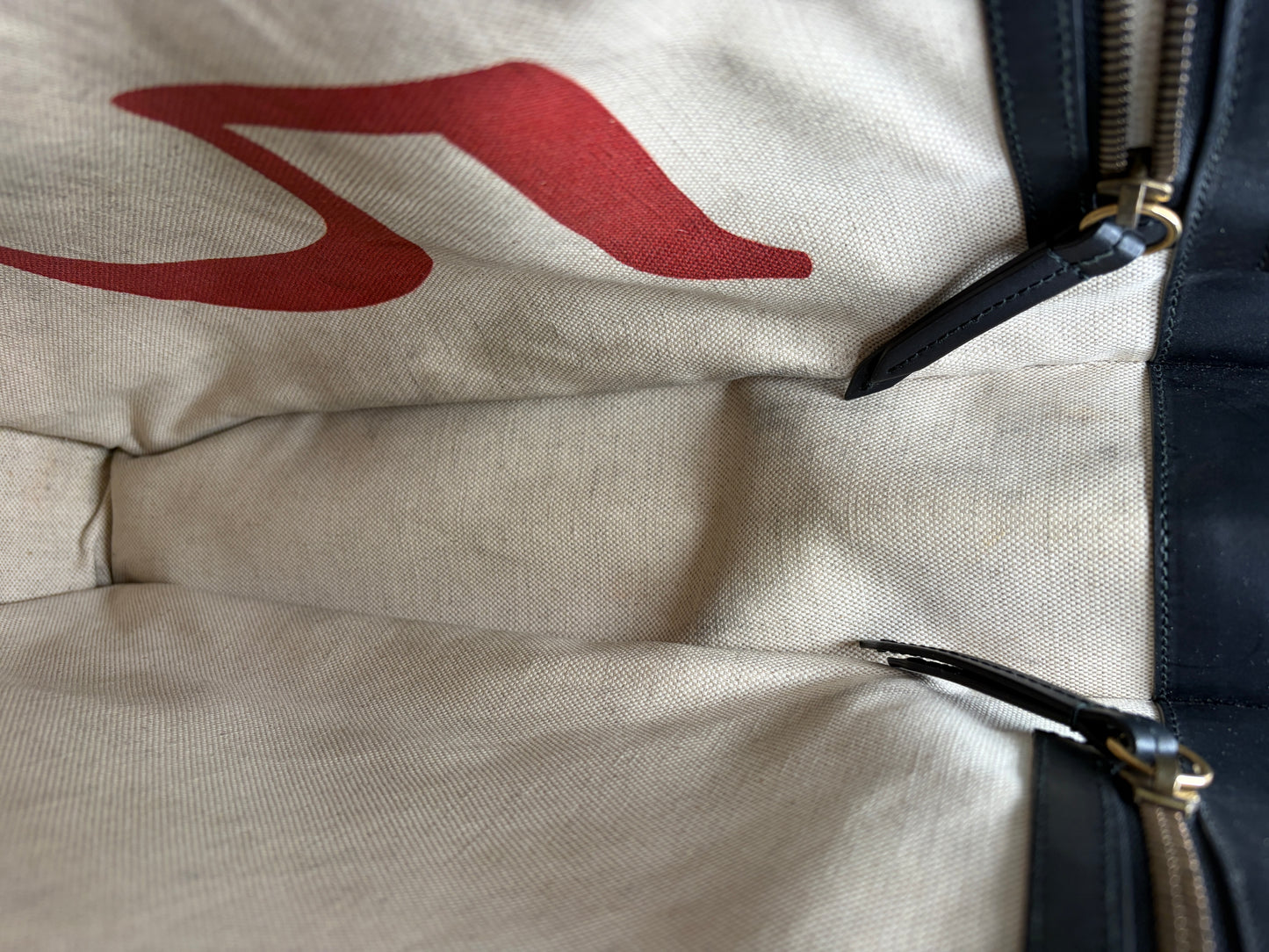 Gucci GG Supreme Angry Cat Tote 2017