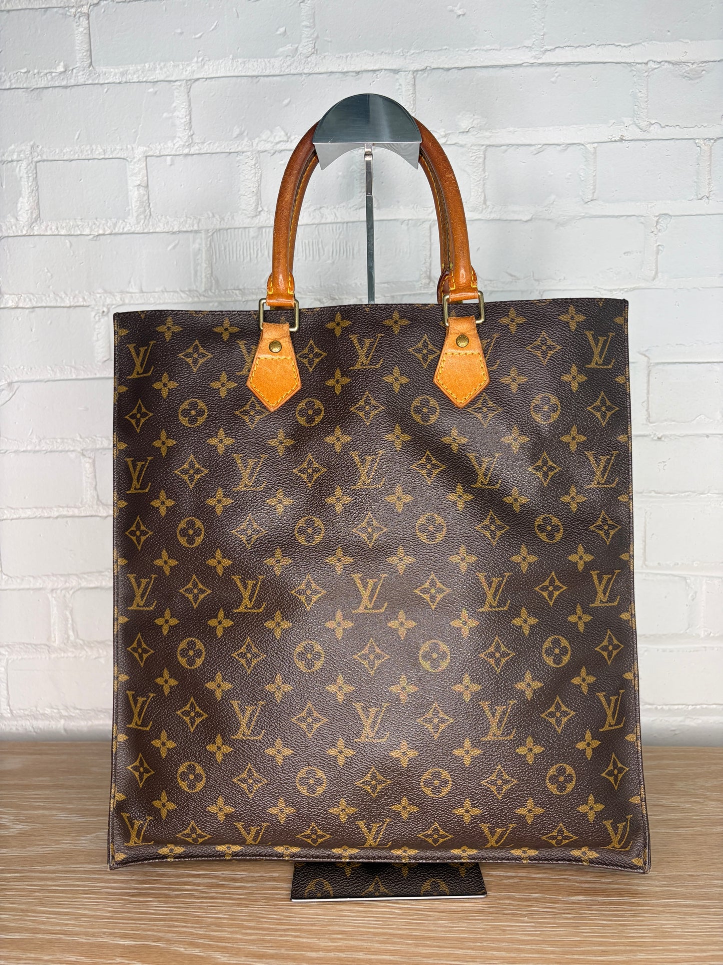 Louis Vuitton Monogram Sac Plat