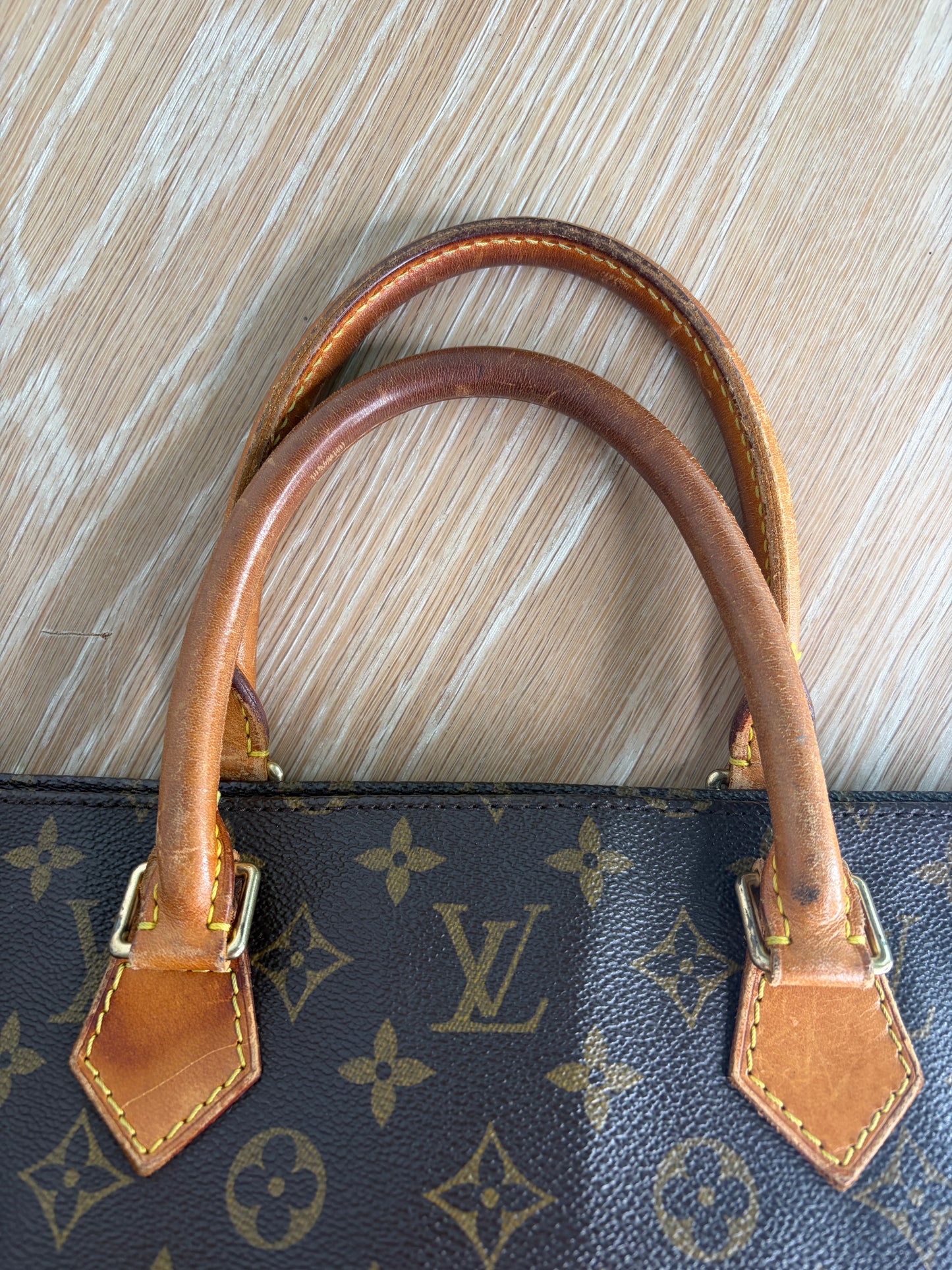 Louis Vuitton Monogram Sac Plat