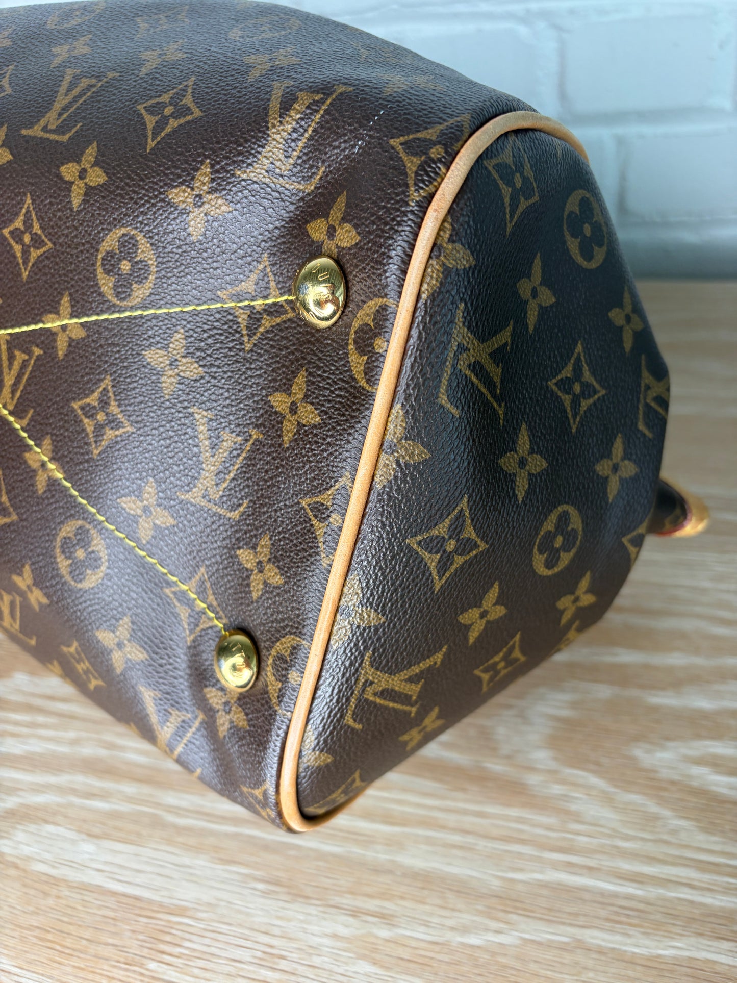 Louis Vuitton Tivoli GM