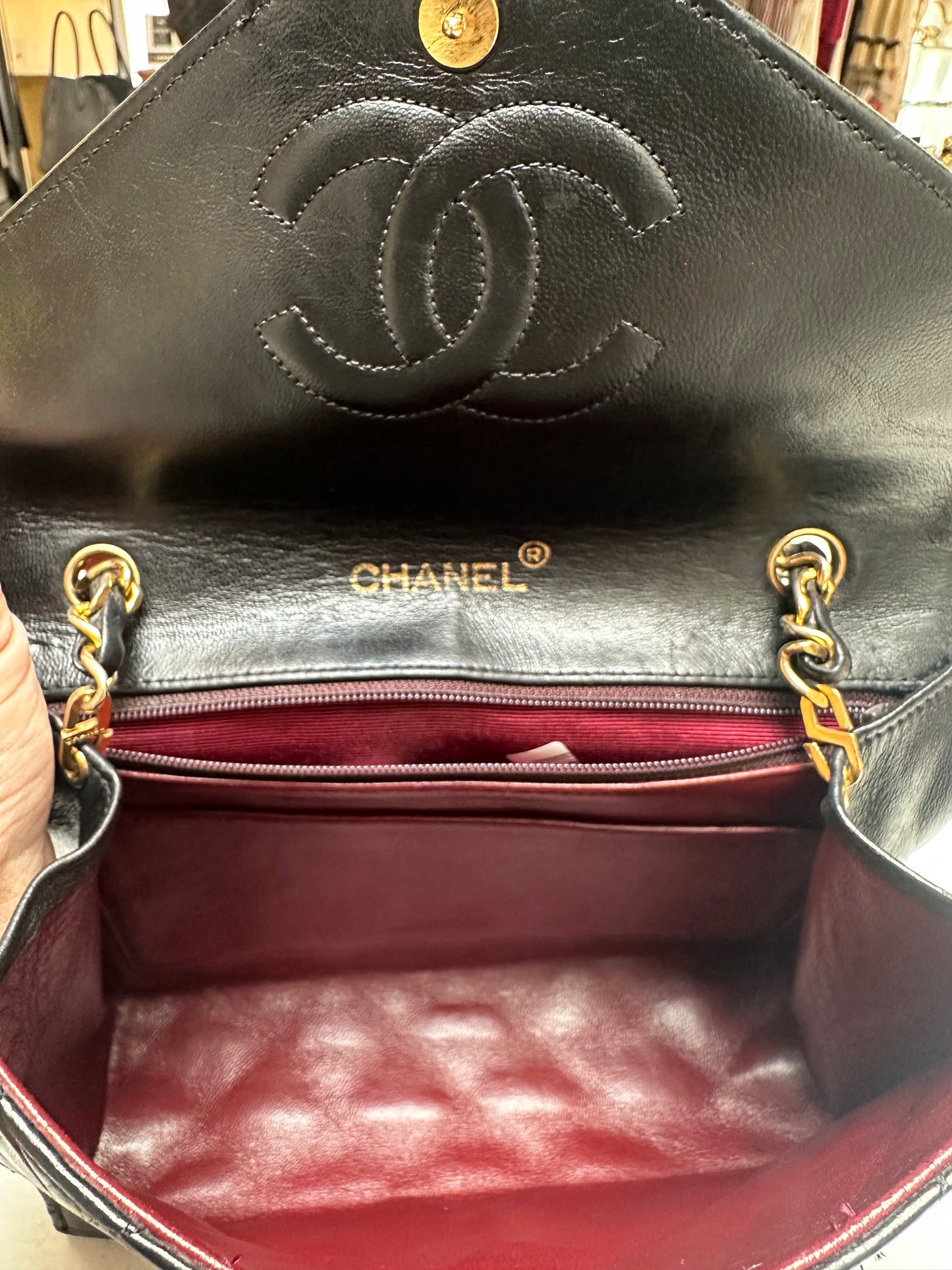Chanel Vintage, Black