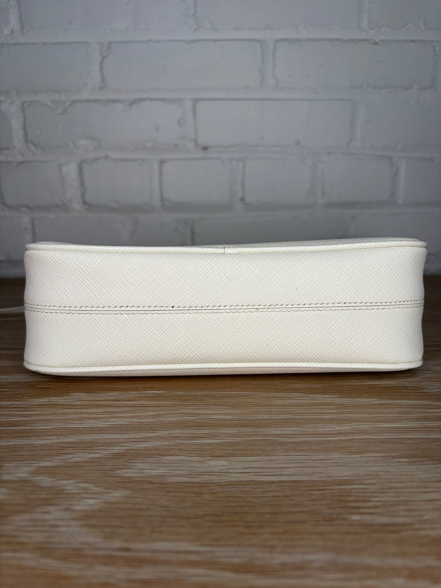 Prada Re-edition 2005 Shoulder Bag White