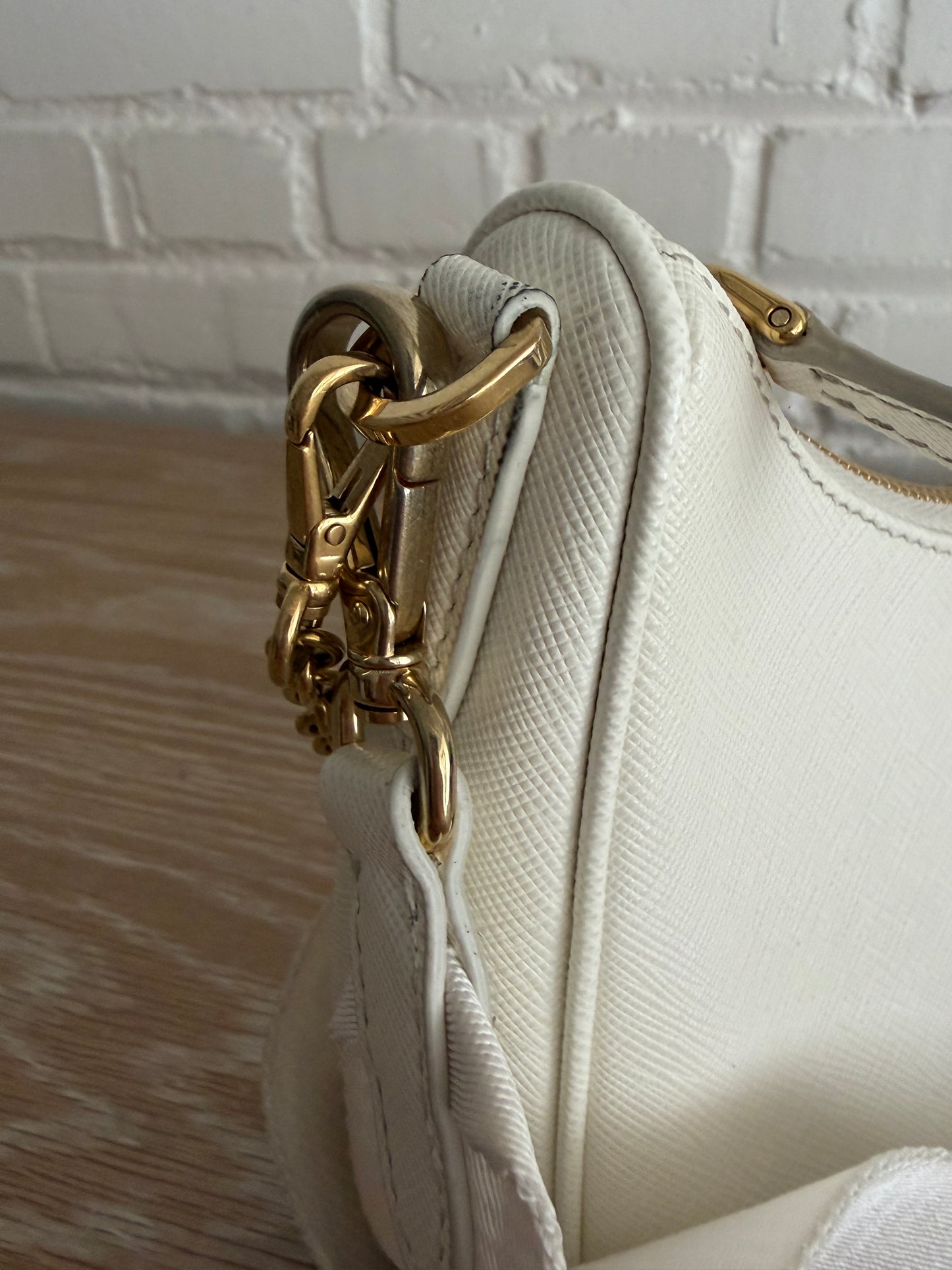 Prada Re-edition 2005 Shoulder Bag White