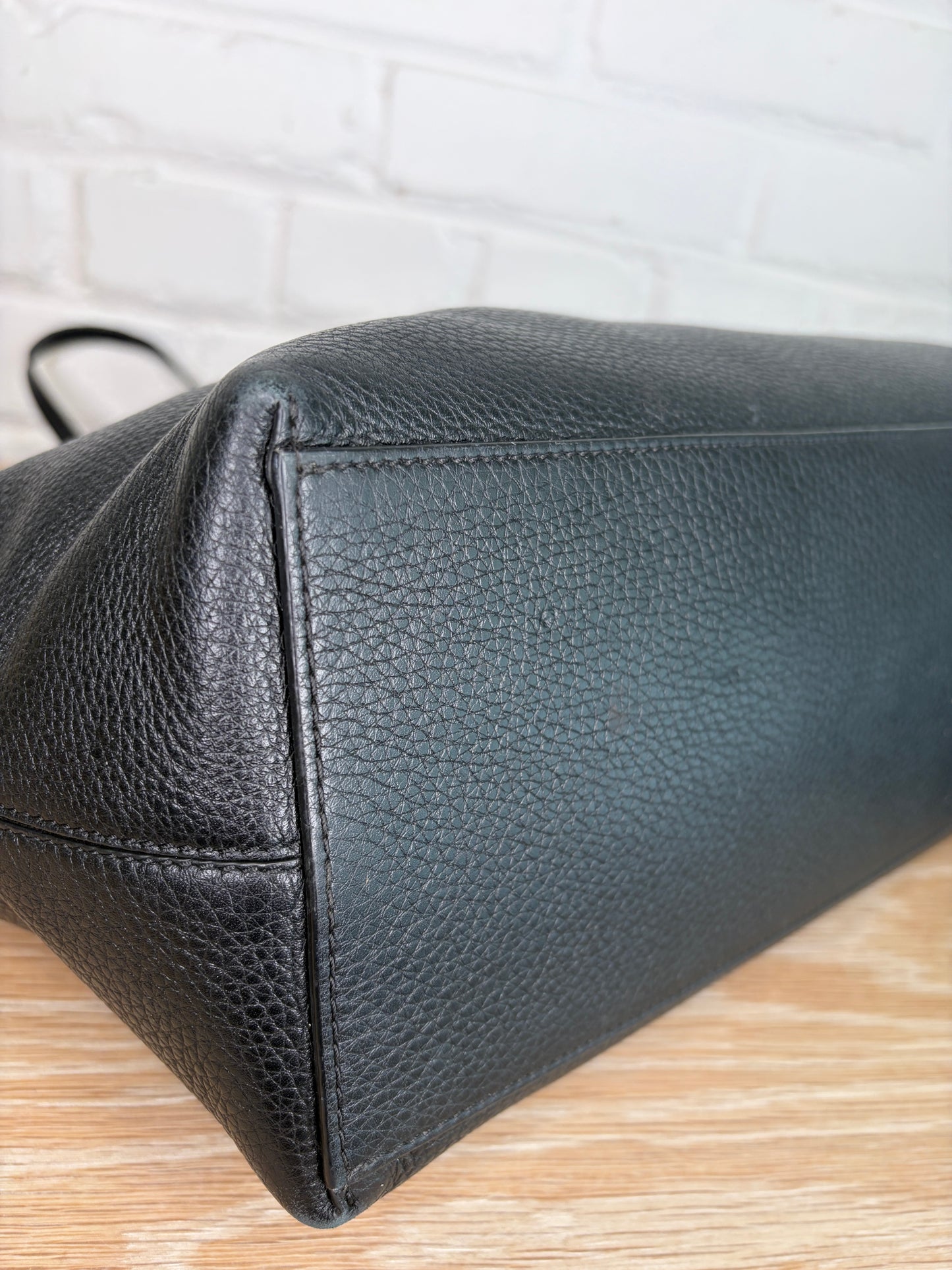 Valentino Garavani Rockstud Black Tote Large